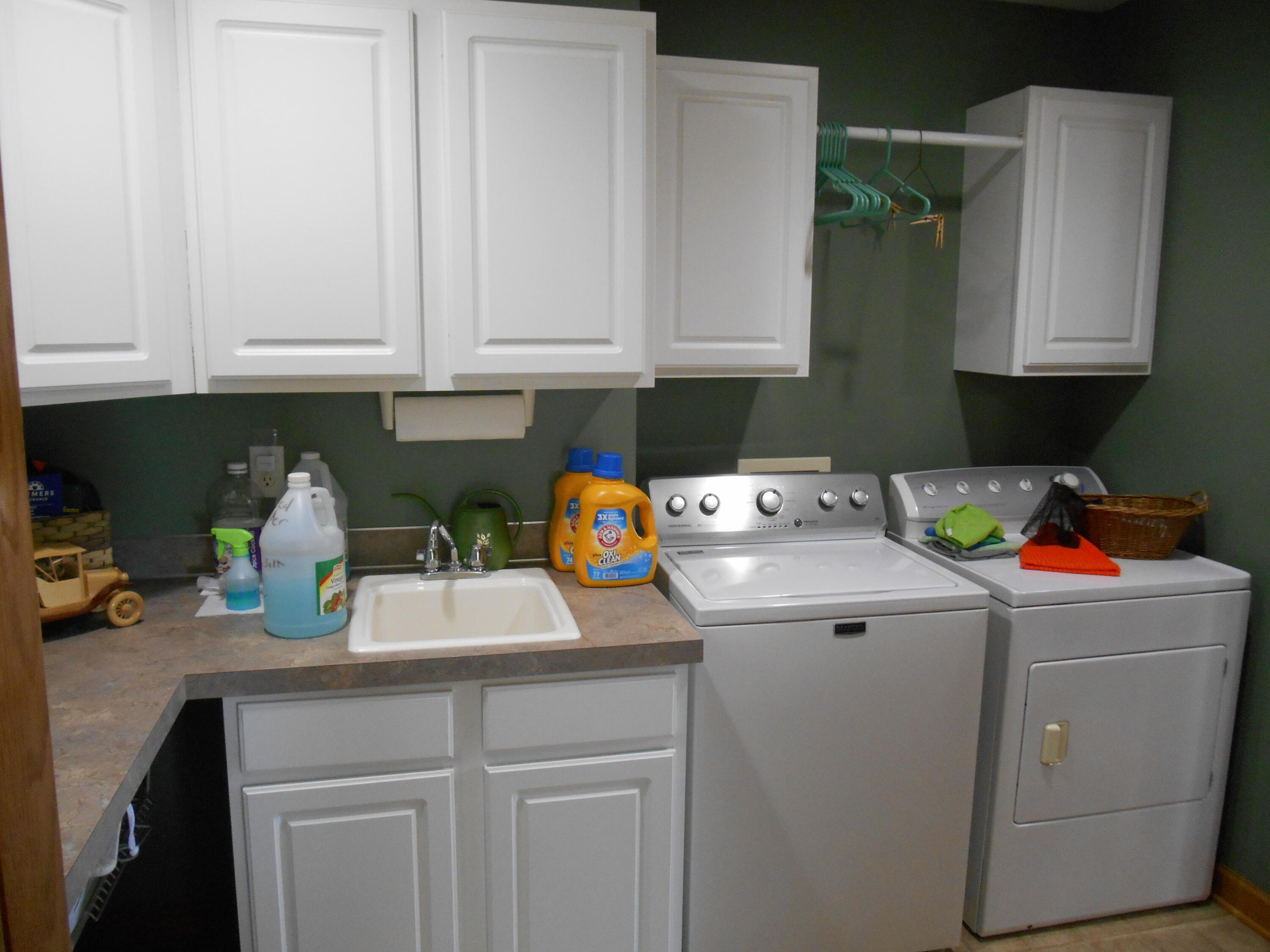 1287 56th Avenue Zeeland MI 49464