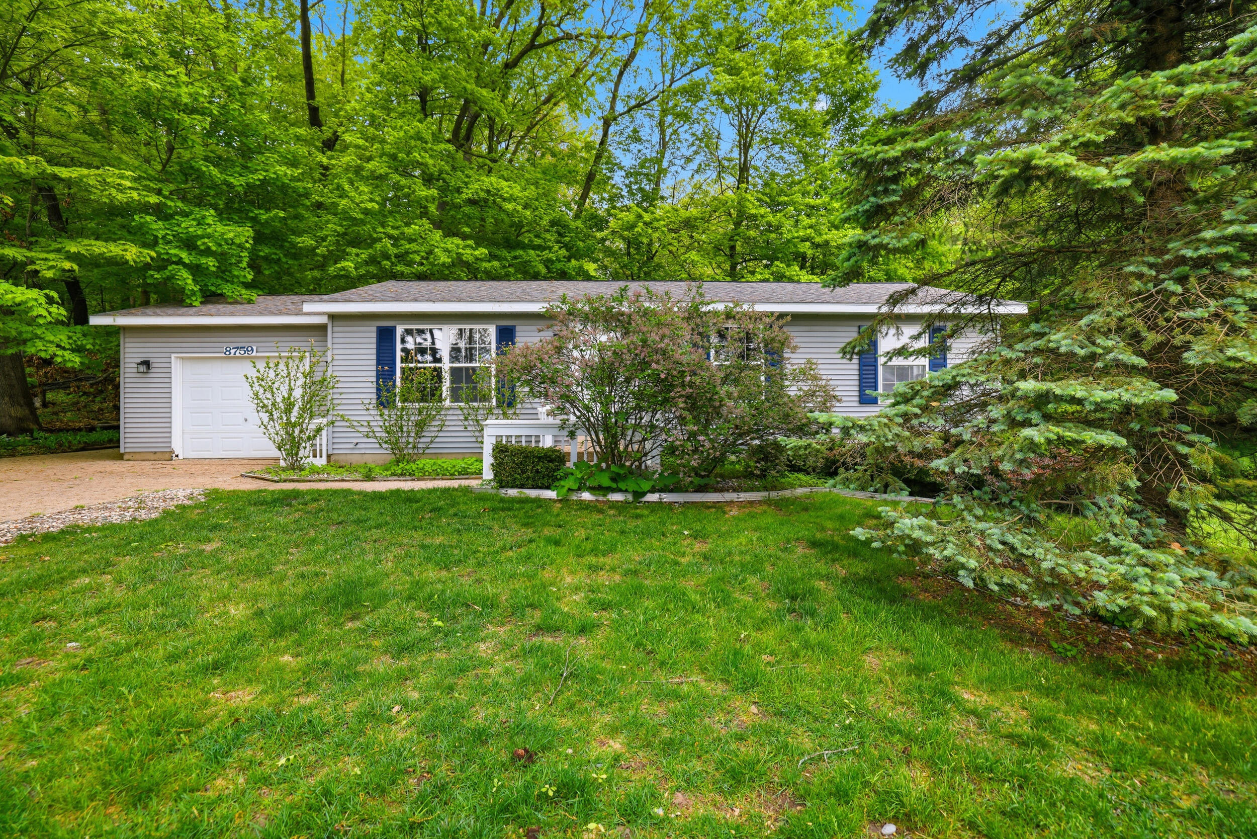 8759 Brower Lake Drive NE Rockford MI 49341