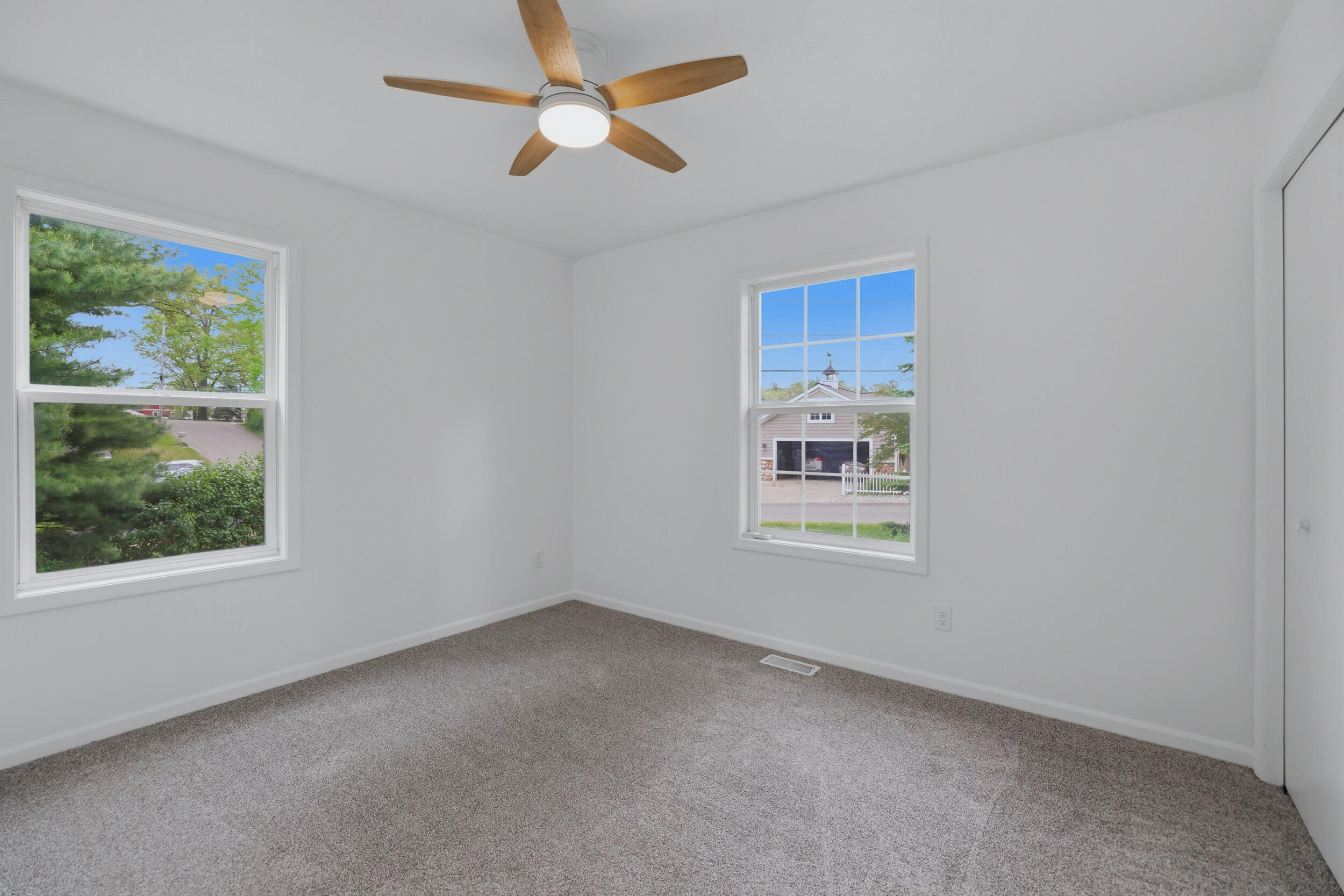 8759 Brower Lake Drive NE Rockford MI 49341