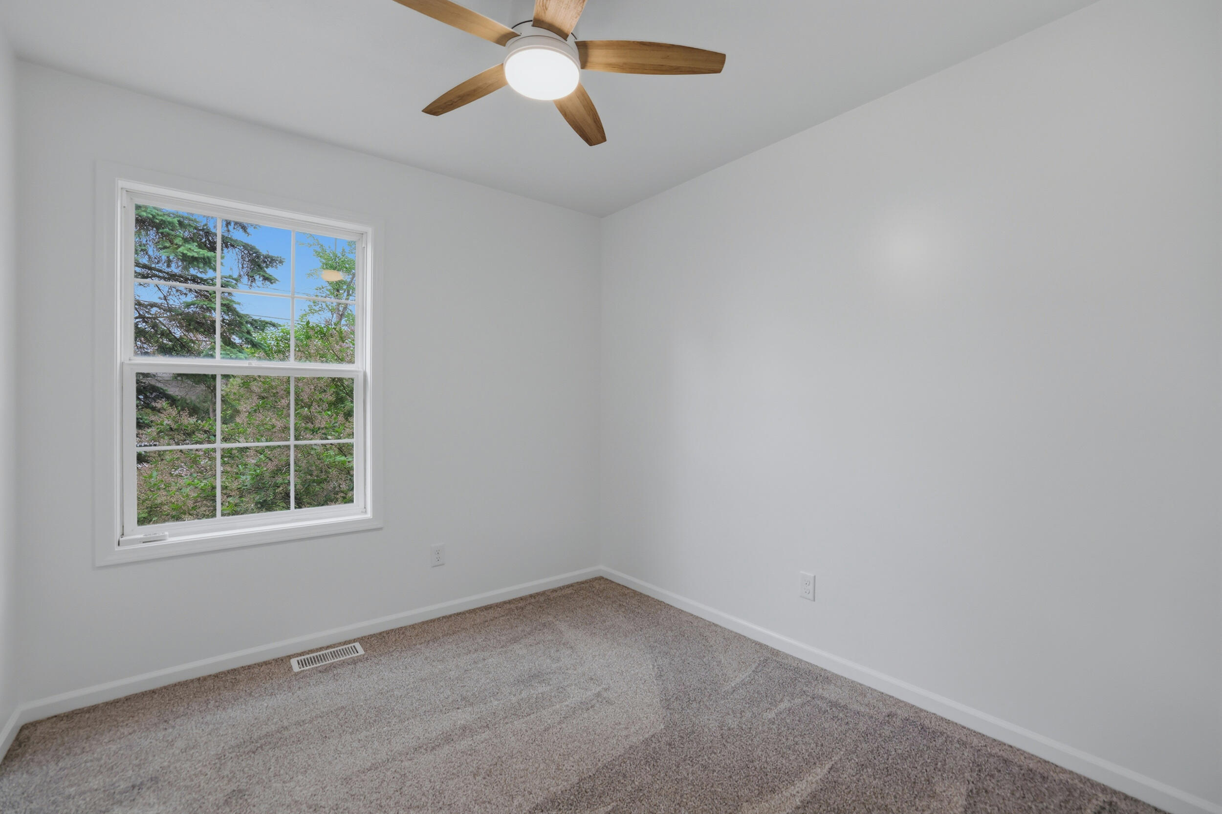 8759 Brower Lake Drive NE Rockford MI 49341