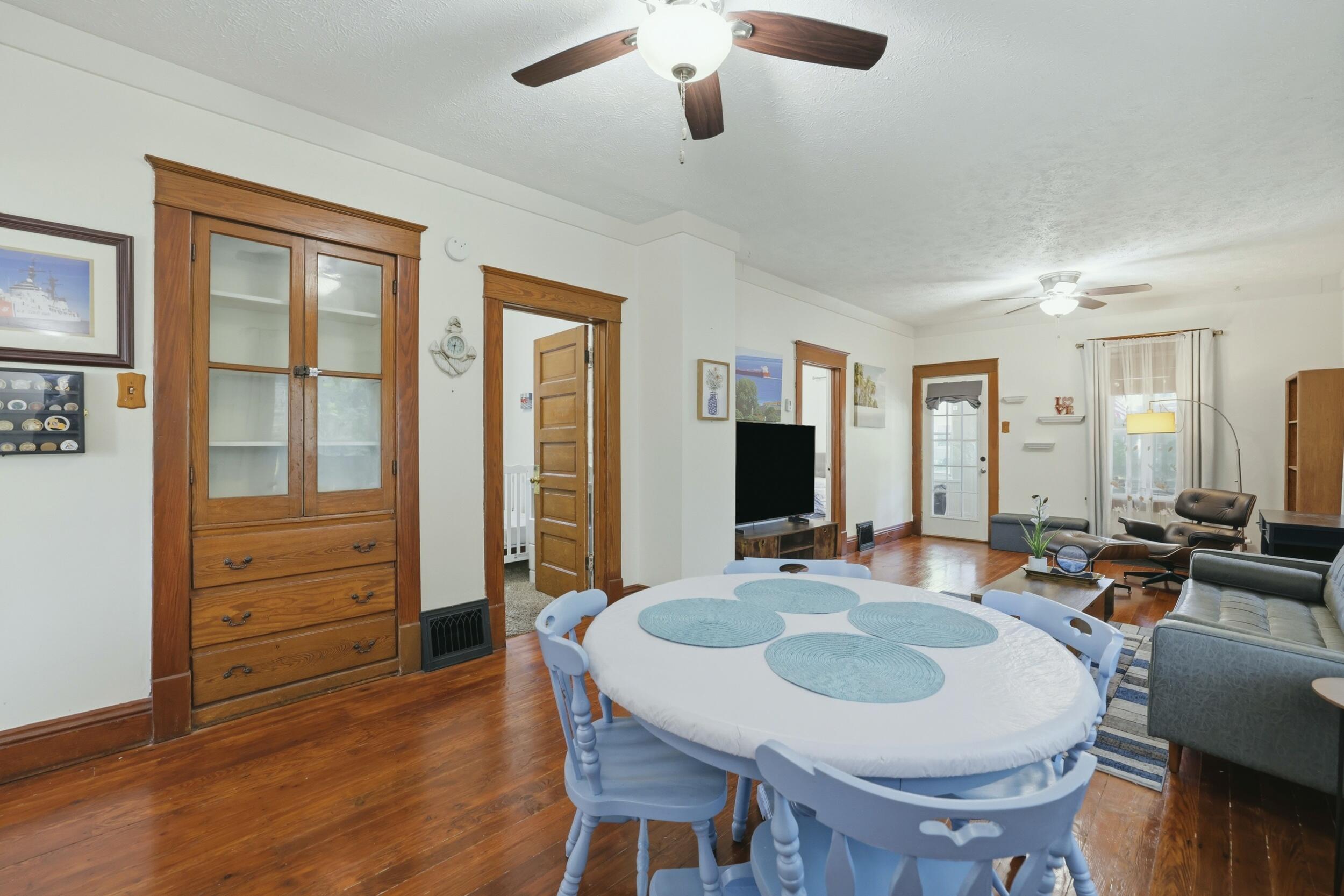 118 W 18th Street Holland MI 49423