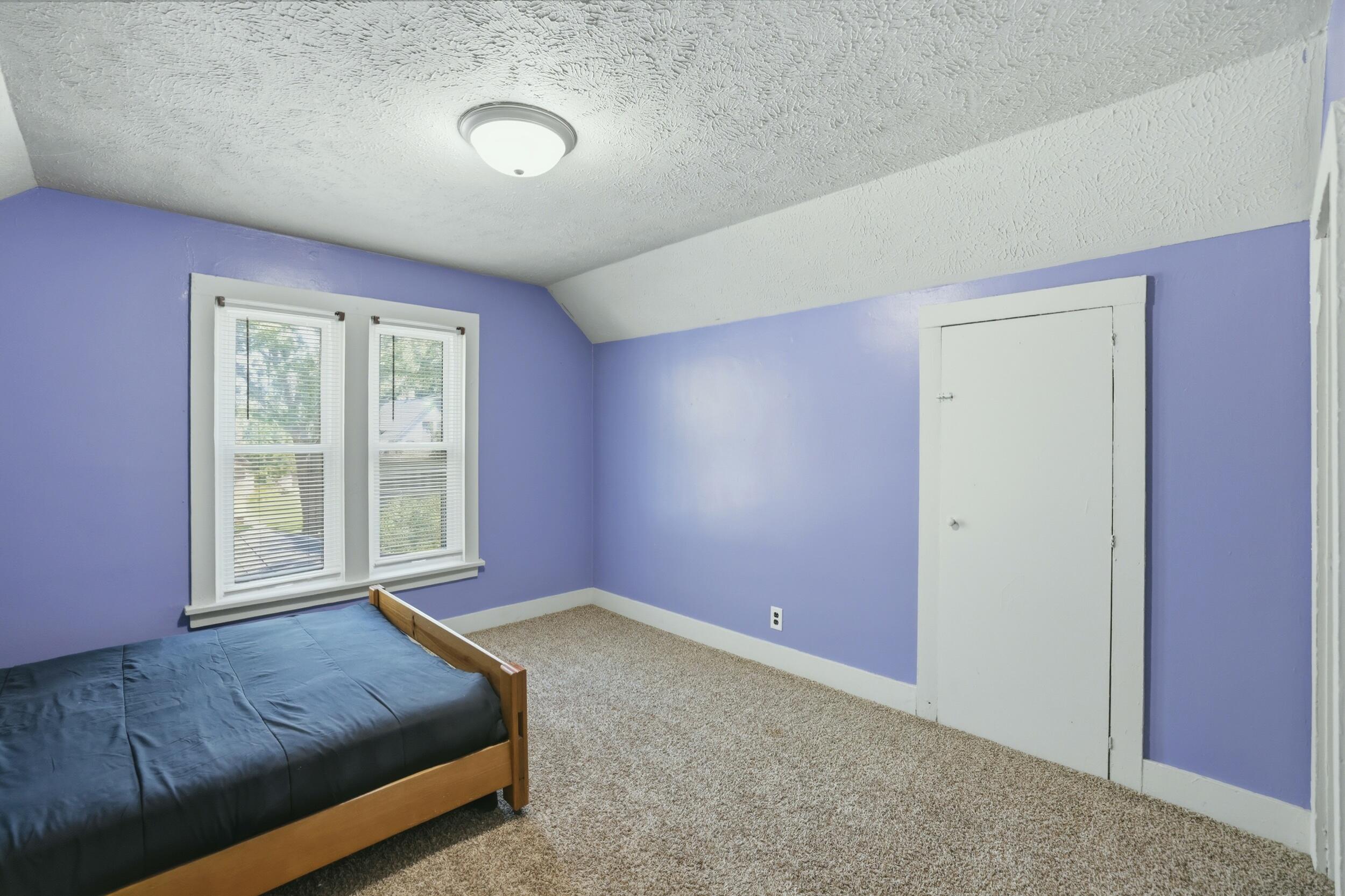 118 W 18th Street Holland MI 49423