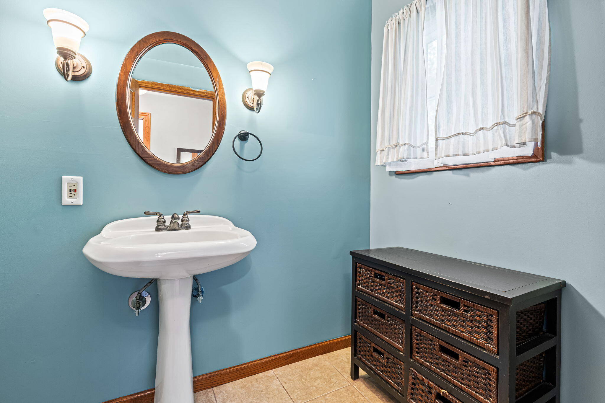 3120 Richmond Street NW Grand Rapids MI 49534