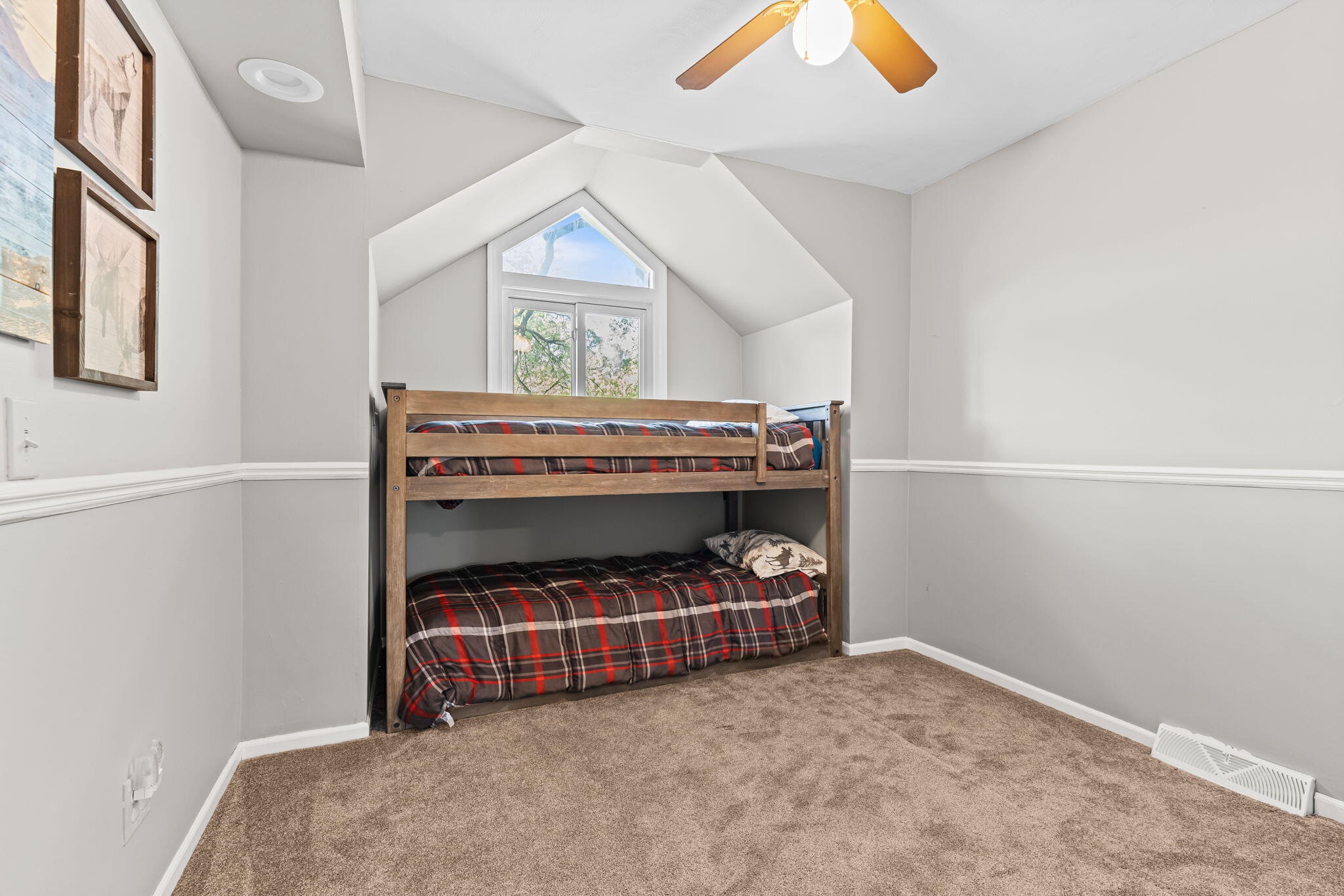 3120 Richmond Street NW Grand Rapids MI 49534