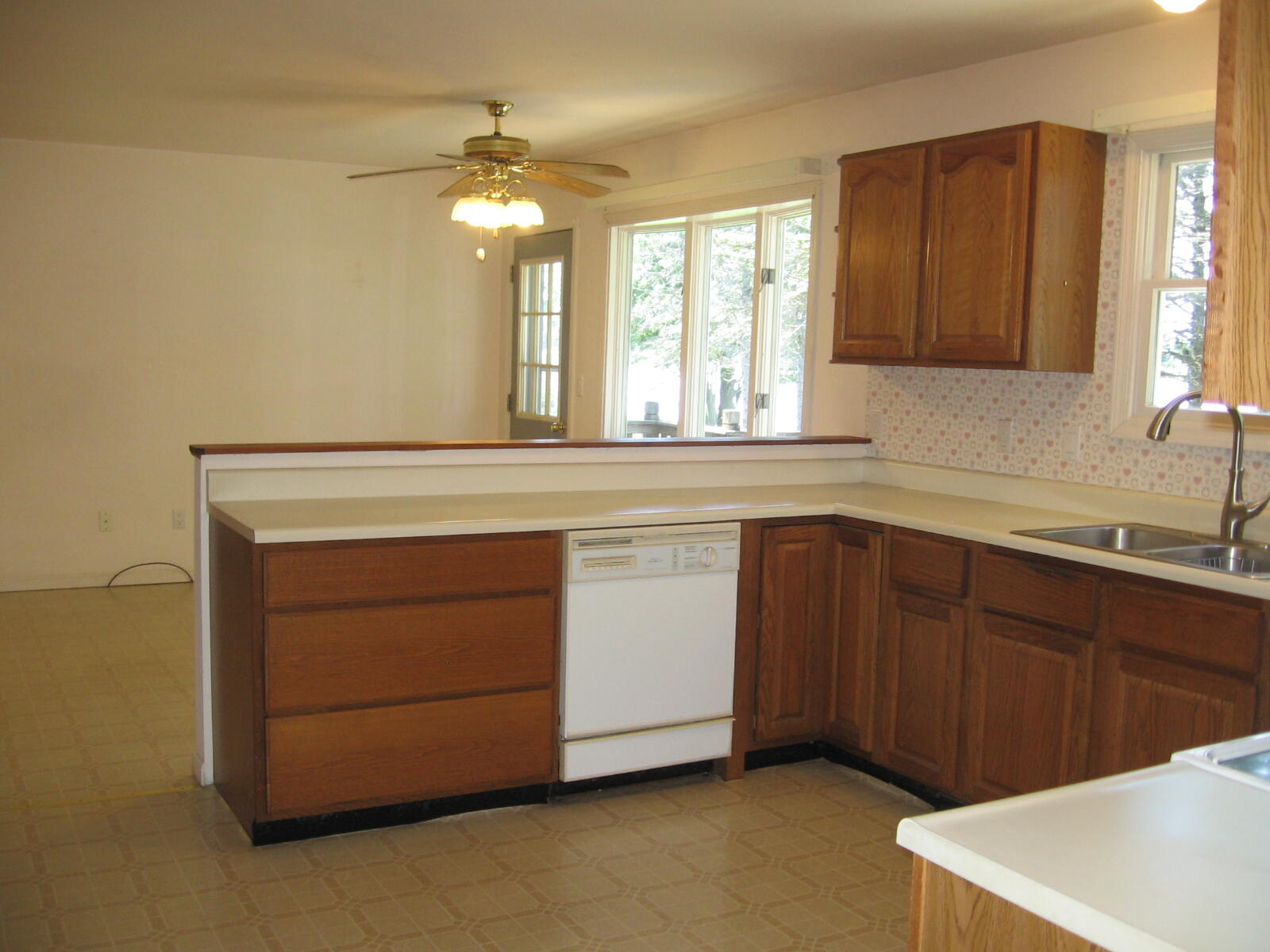 1529 N Betty Avenue Ludington MI 49431