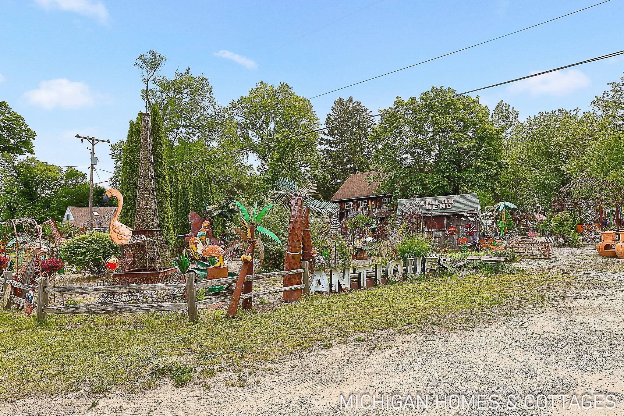 1661 68th Street Fennville MI 49408