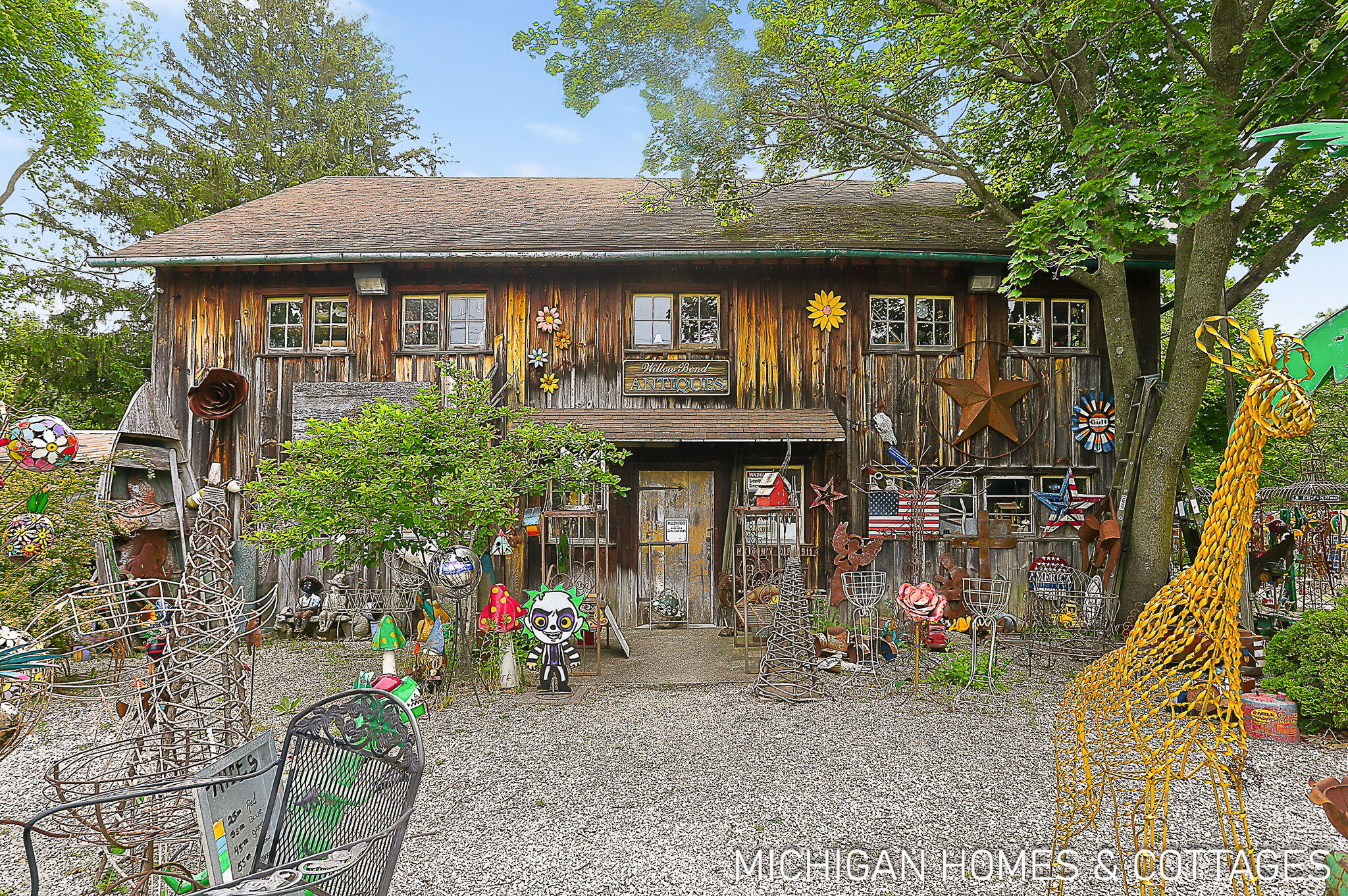 1661 68th Street Fennville MI 49408