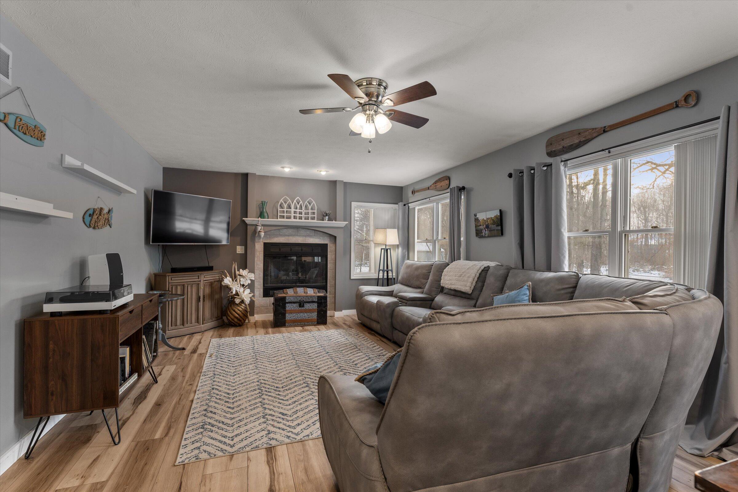70820 Sunrise Drive Edwardsburg MI 49112