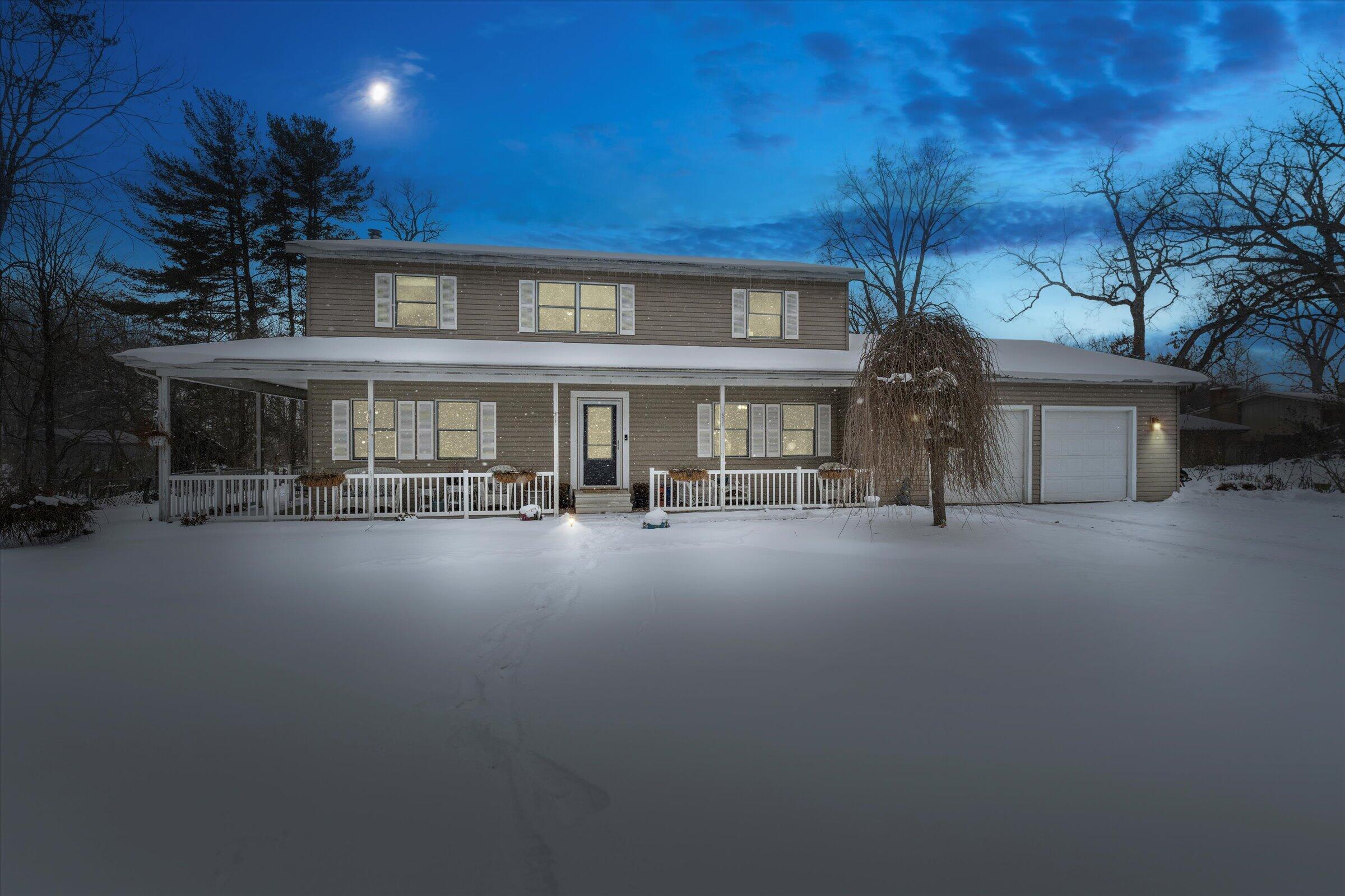70820 Sunrise Drive Edwardsburg MI 49112