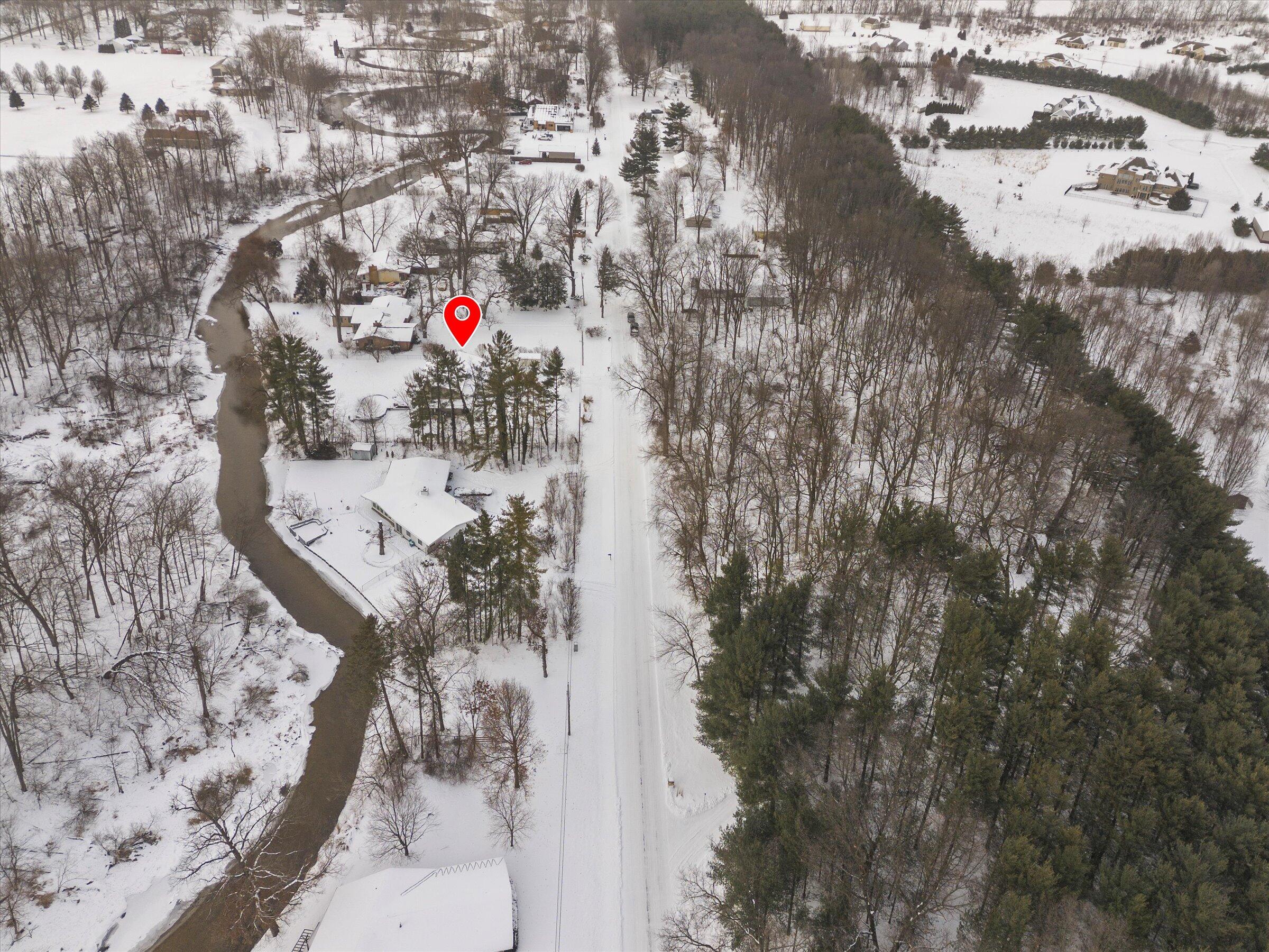 70820 Sunrise Drive Edwardsburg MI 49112