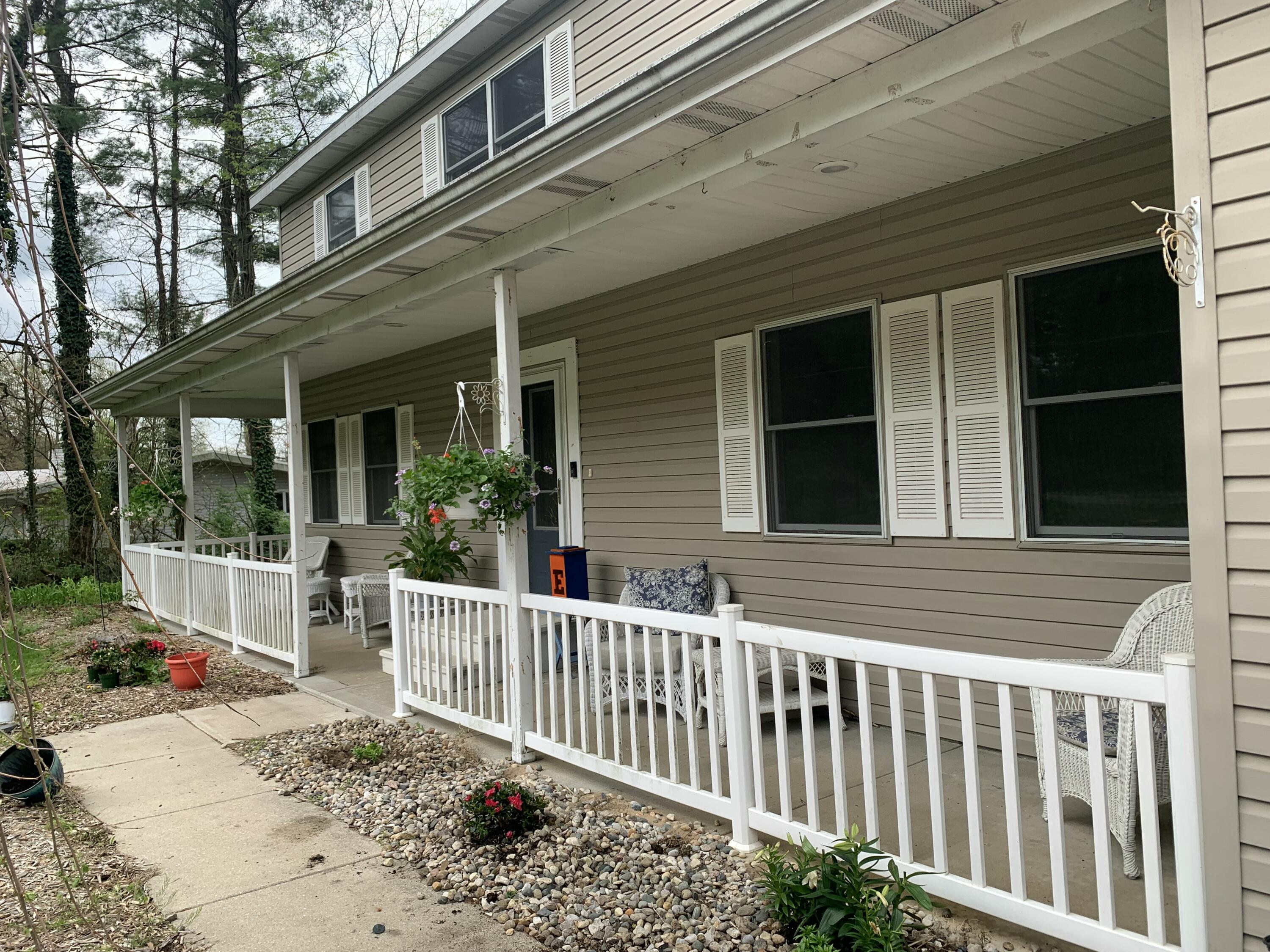 70820 Sunrise Drive Edwardsburg MI 49112