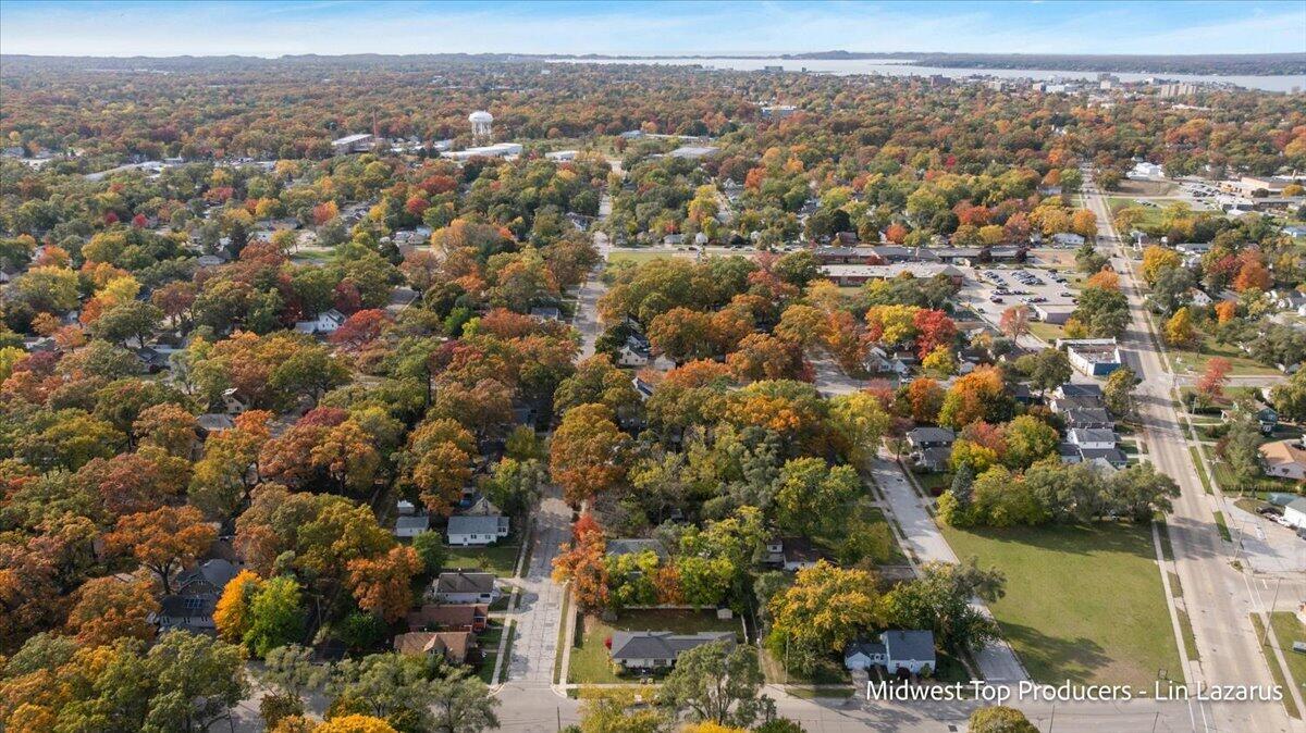 1499 Roberts Street Muskegon MI 49442