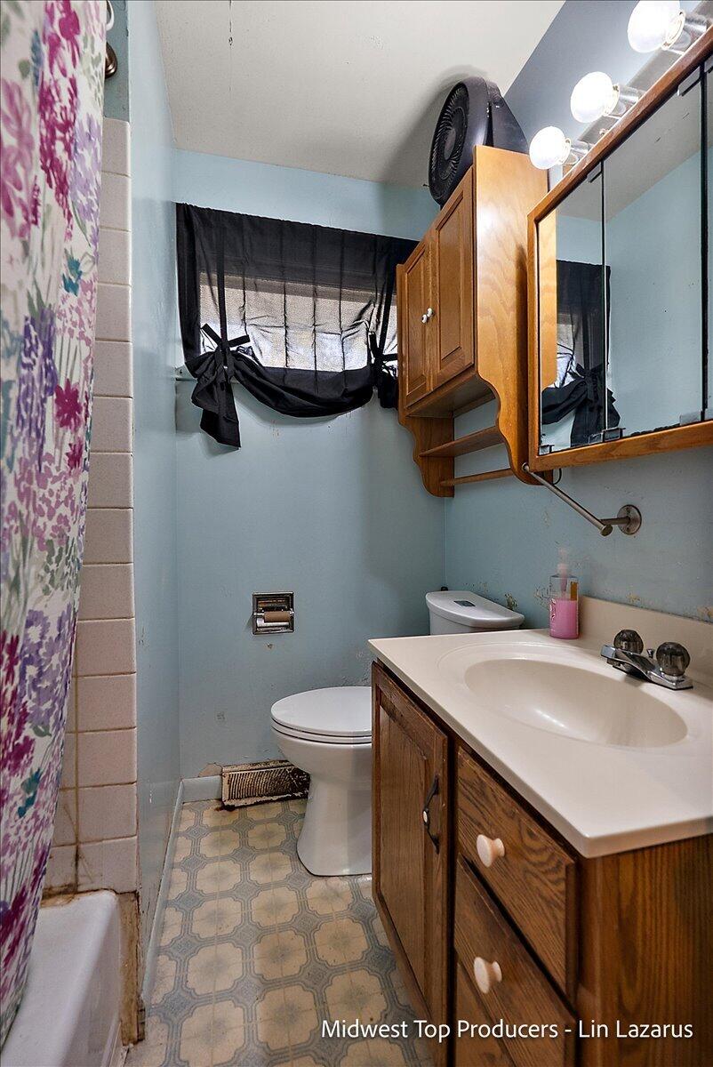 1499 Roberts Street Muskegon MI 49442