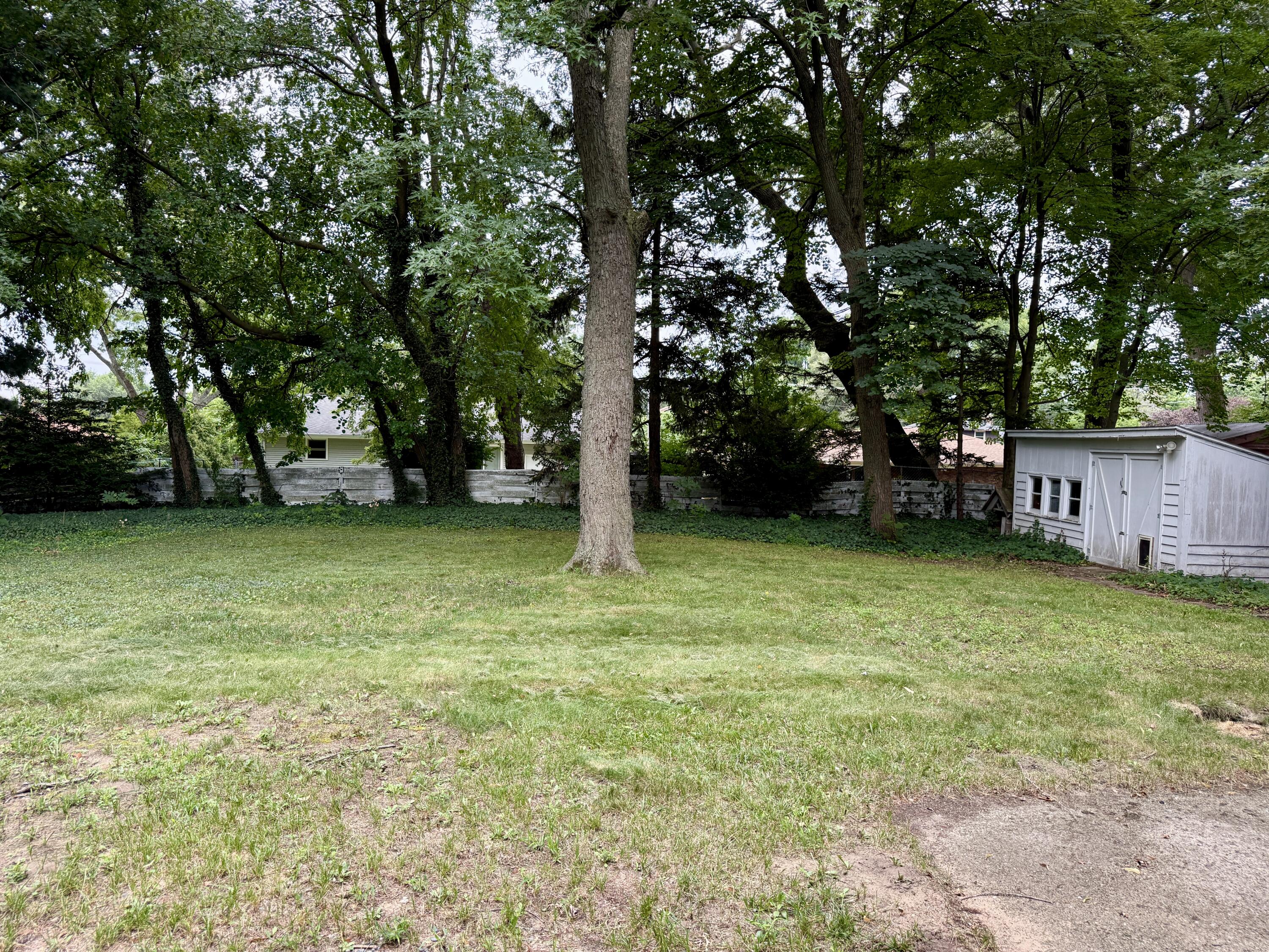 2846 Oak Street Stevensville MI 49127