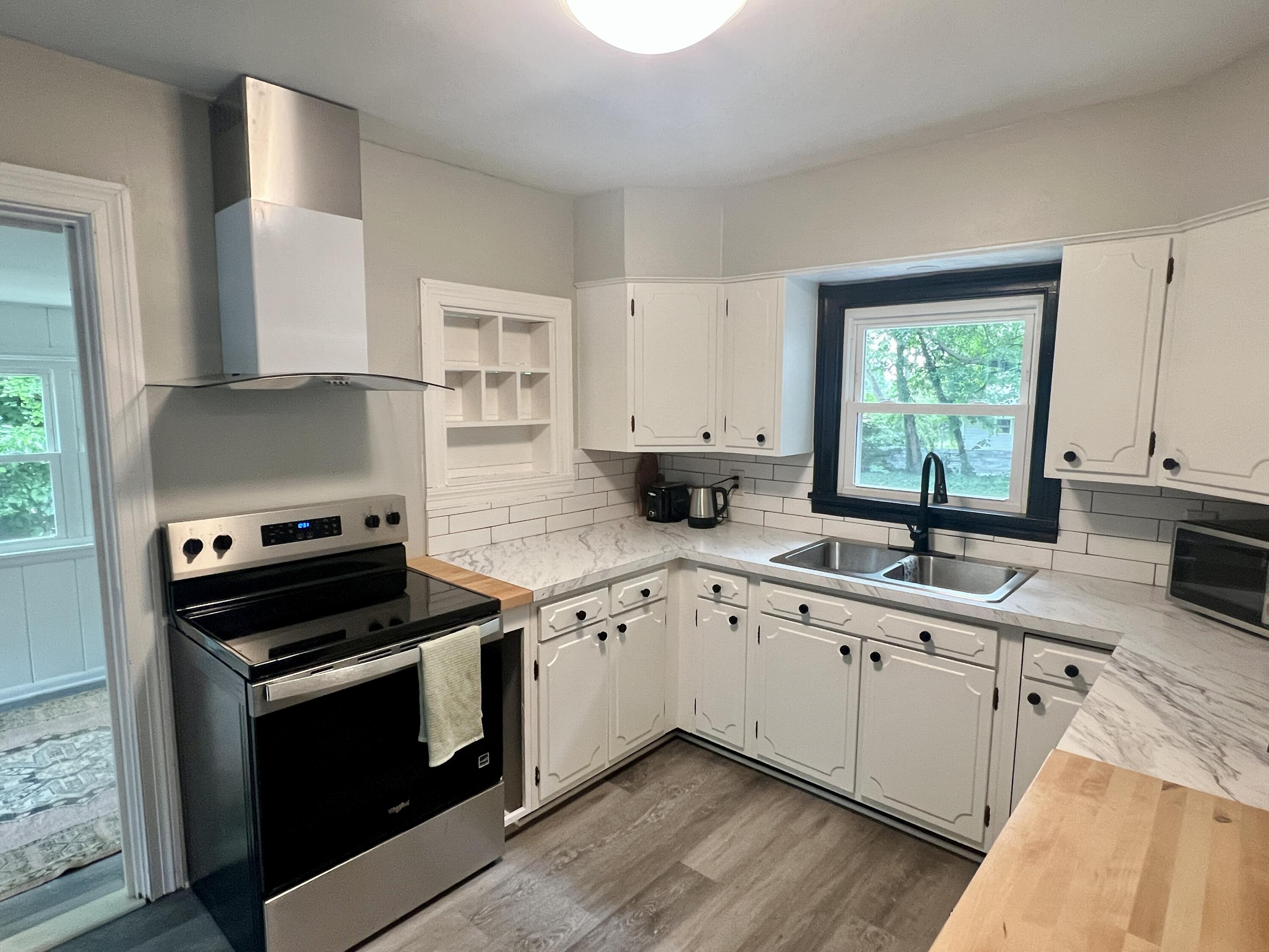 2846 Oak Street Stevensville MI 49127