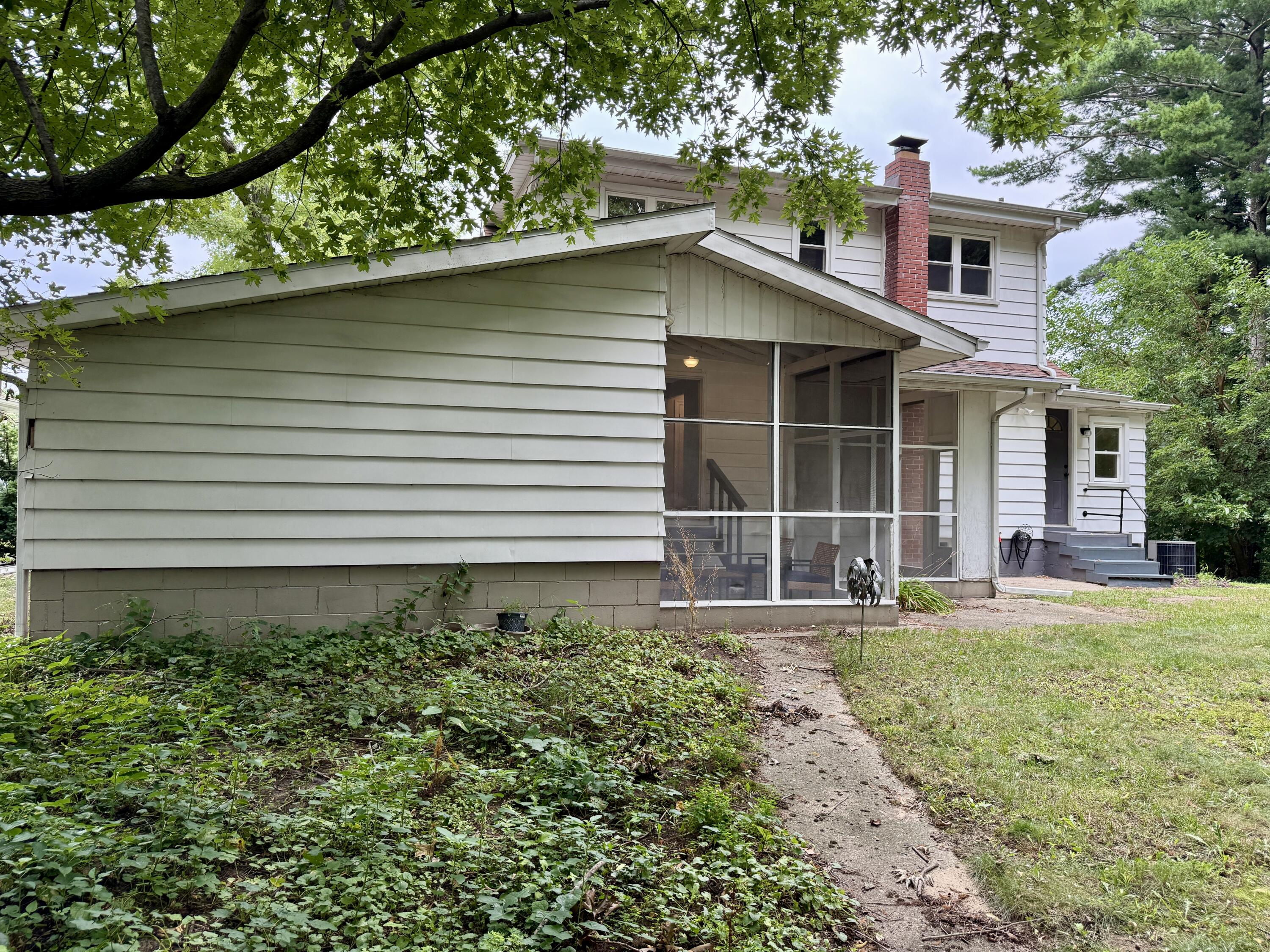 2846 Oak Street Stevensville MI 49127