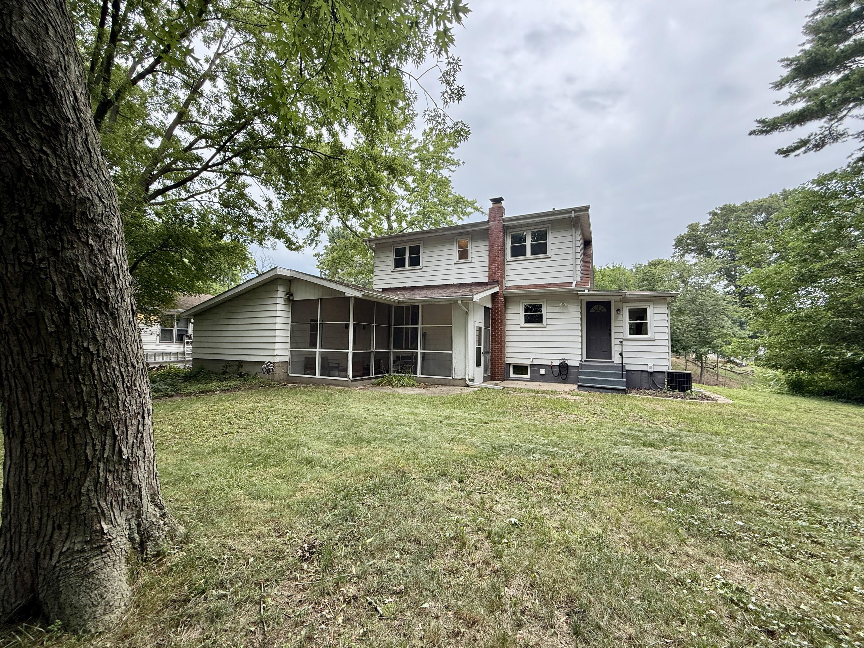2846 Oak Street Stevensville MI 49127