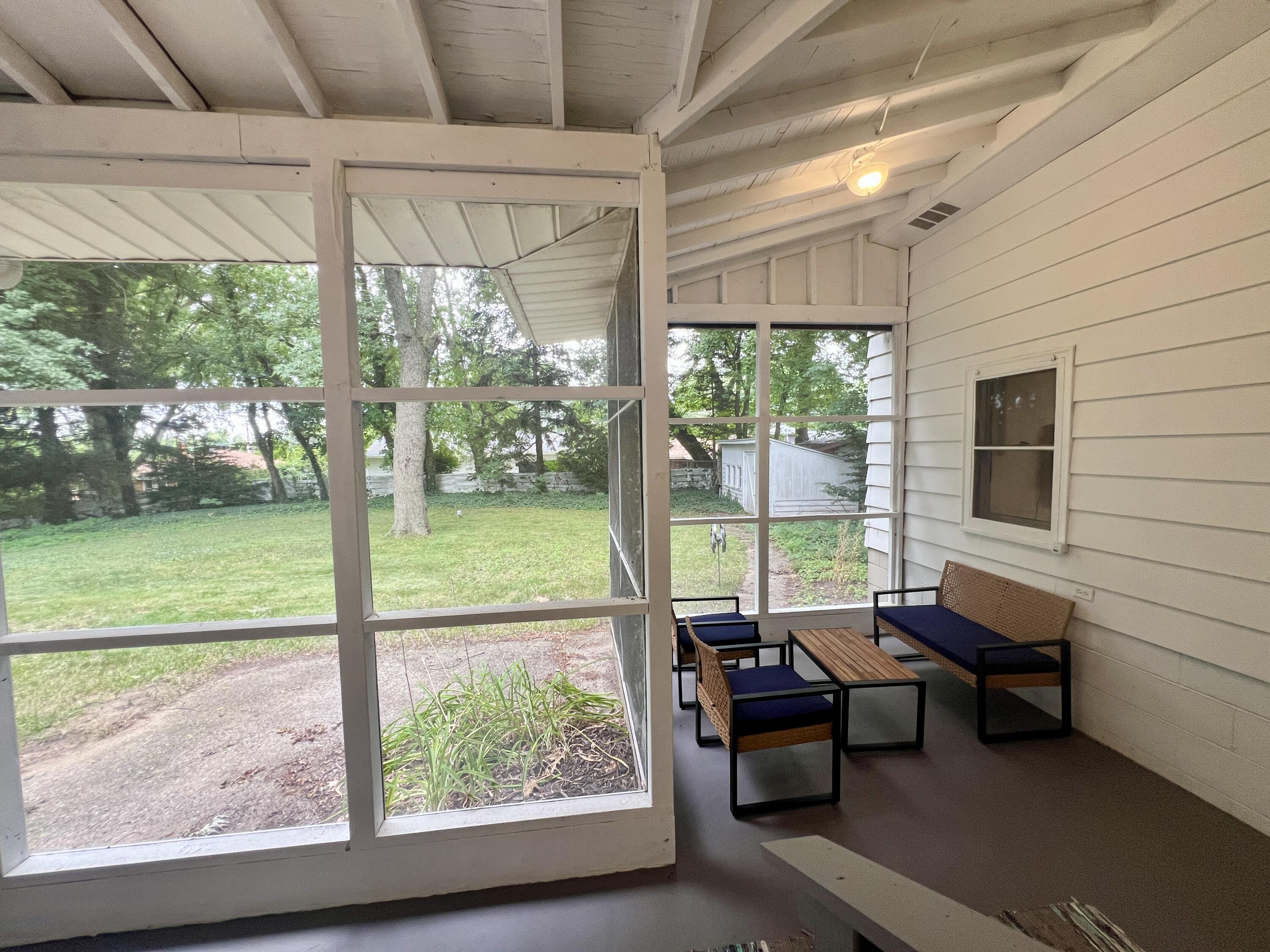 2846 Oak Street Stevensville MI 49127