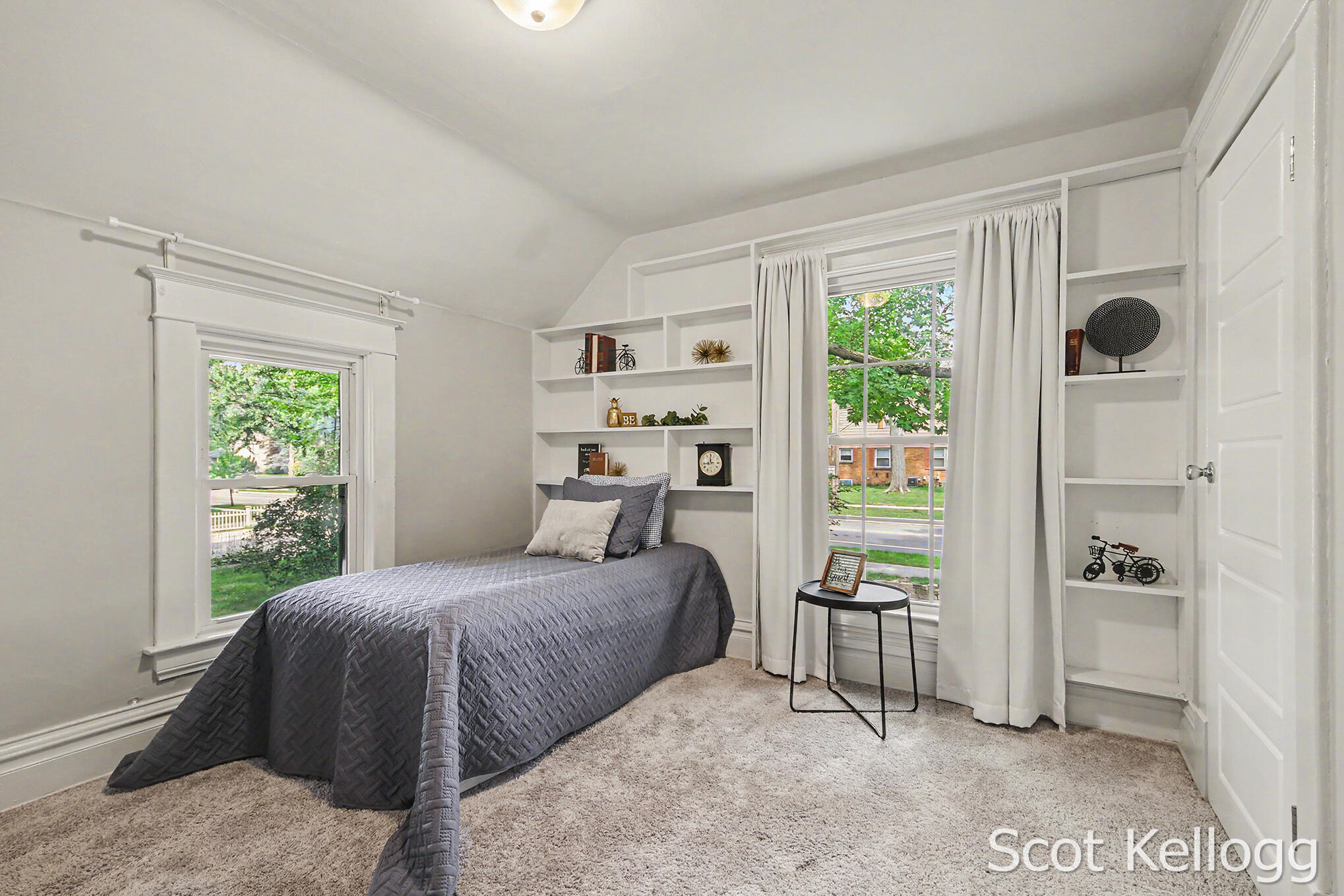 1800 Boston Street SE Grand Rapids MI 49506