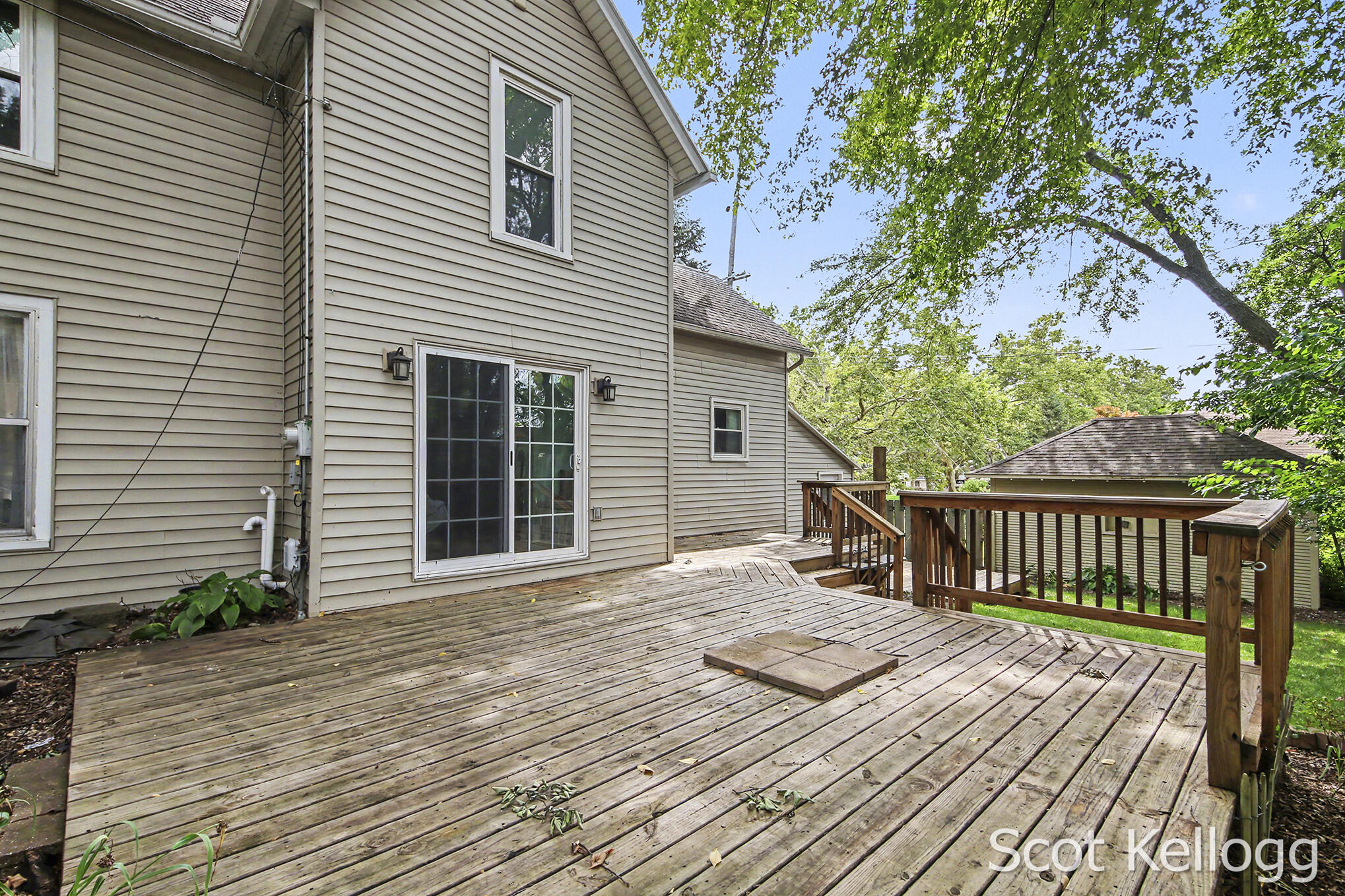 1800 Boston Street SE Grand Rapids MI 49506
