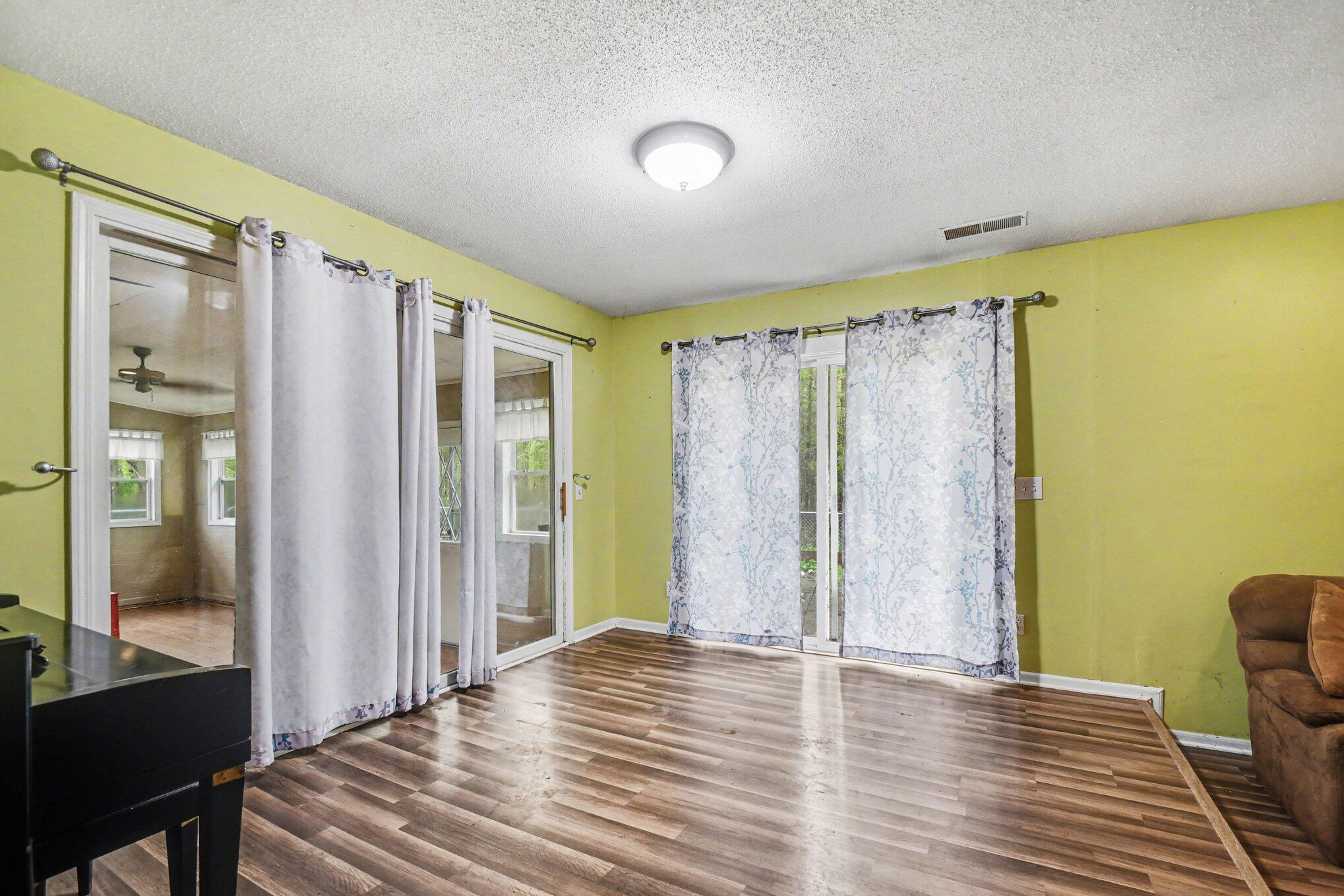5564 Newton Avenue Coloma MI 49038