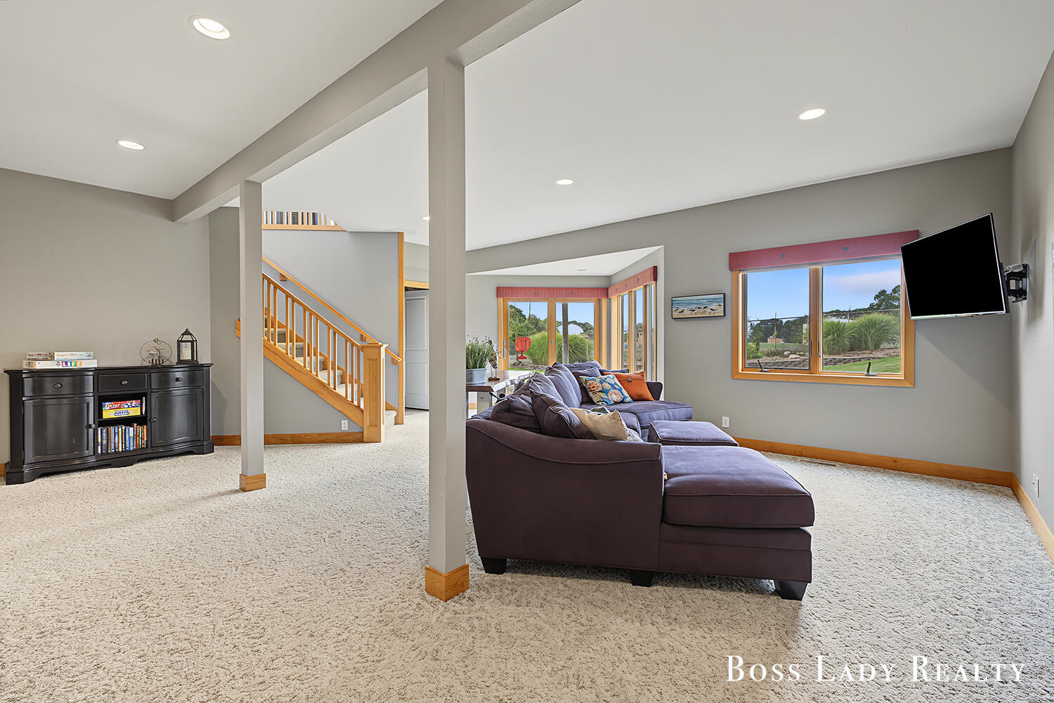 2213 N Bristol Street Holland MI 49424