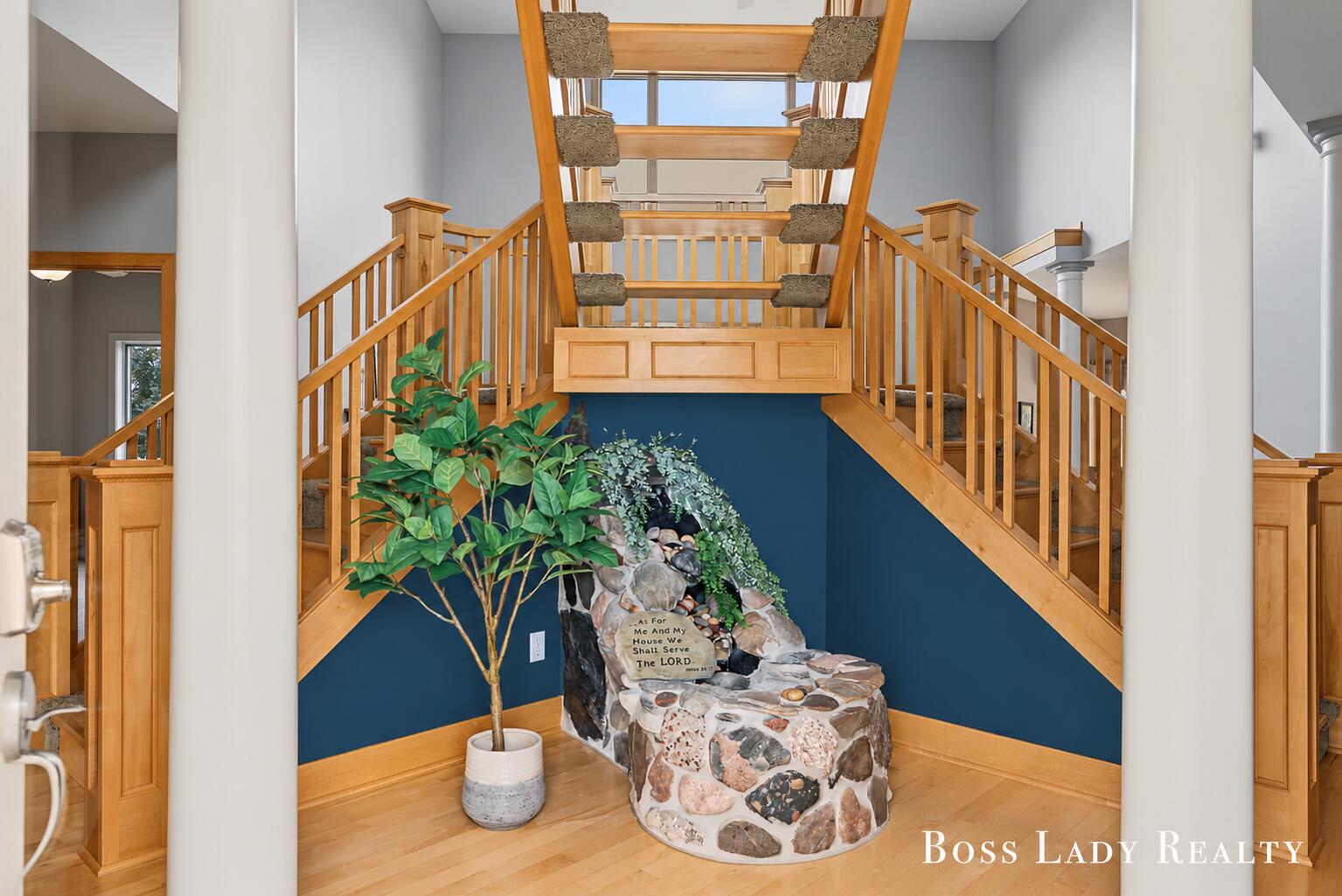 2213 N Bristol Street Holland MI 49424