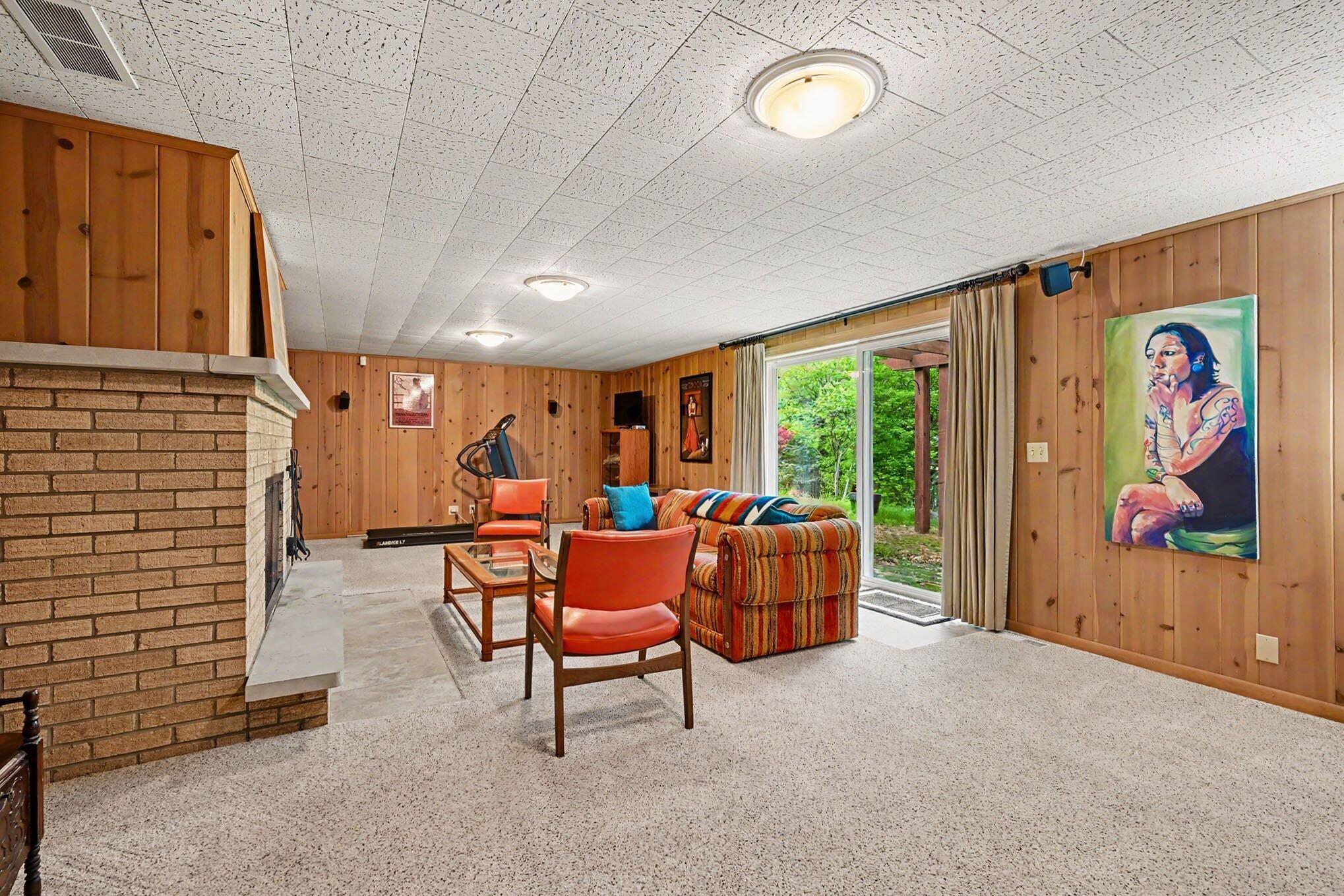 2023 Aberdeen Drive Kalamazoo MI 49008
