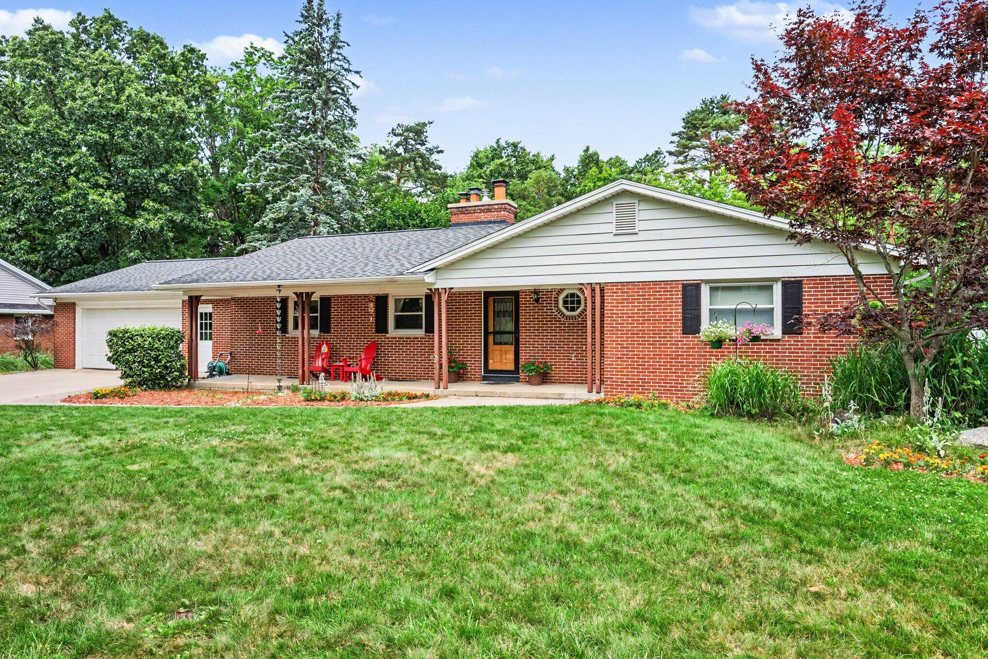 2023 Aberdeen Drive Kalamazoo MI 49008