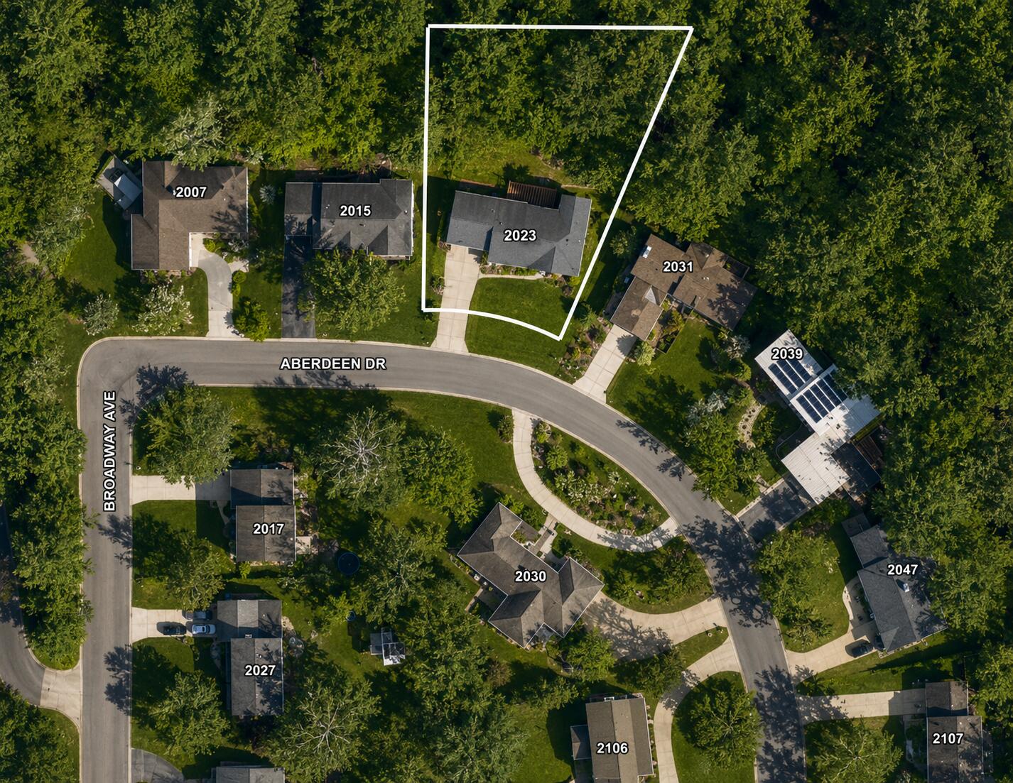 2023 Aberdeen Drive Kalamazoo MI 49008