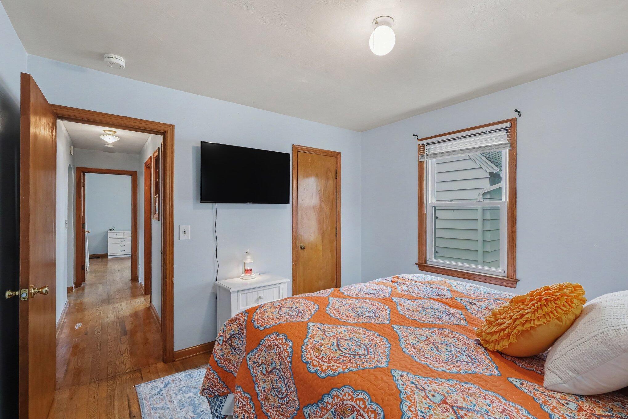 227 Leyden Avenue SW Grand Rapids MI 49504