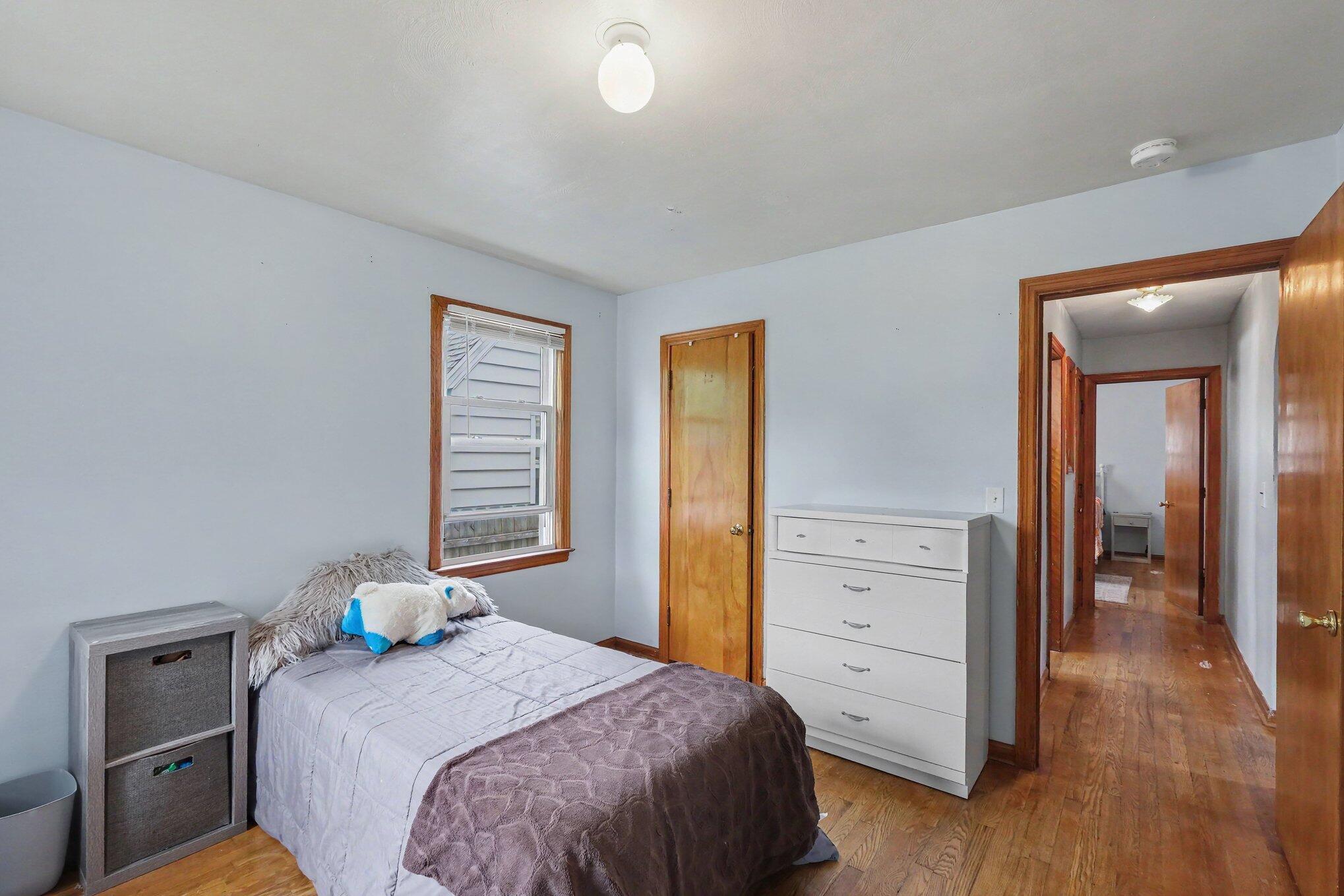 227 Leyden Avenue SW Grand Rapids MI 49504