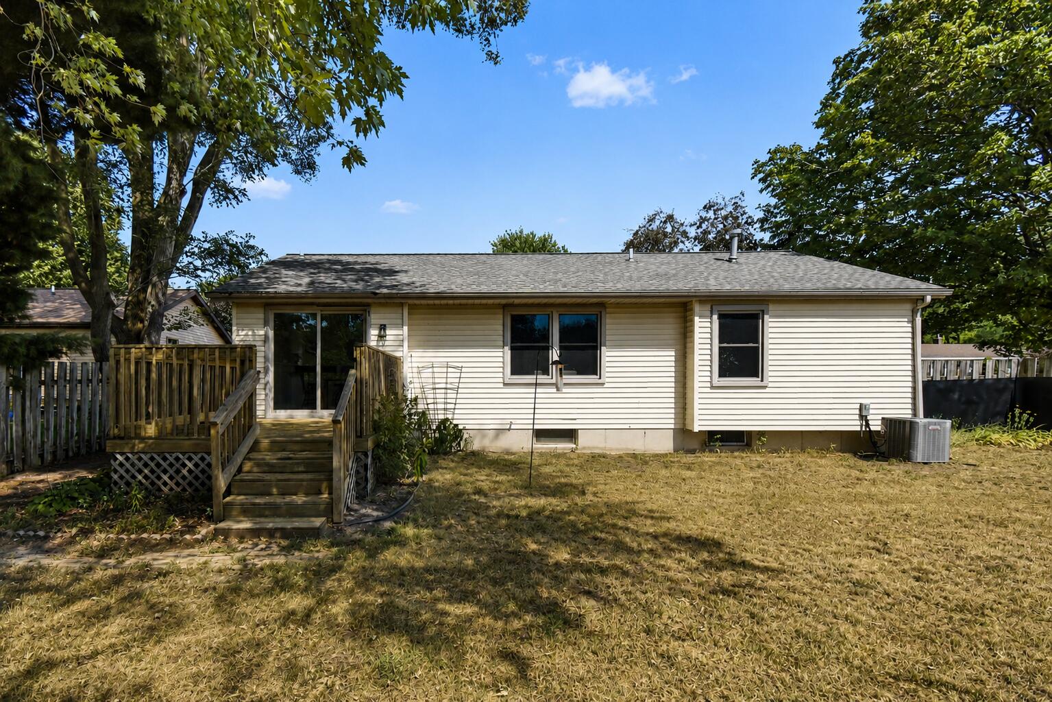 4673 Flying Eagle Drive SE Grand Rapids MI 49548