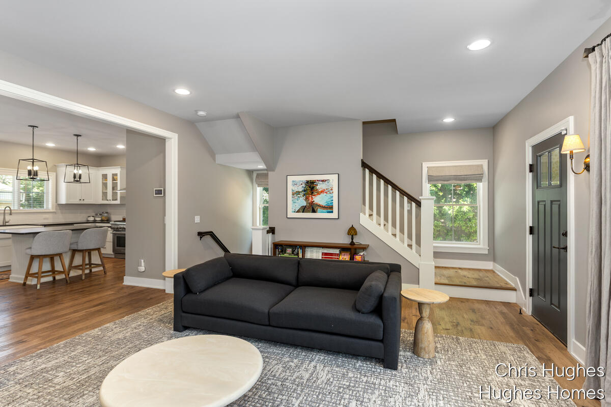 2525 Lake Drive SE Grand Rapids MI 49506