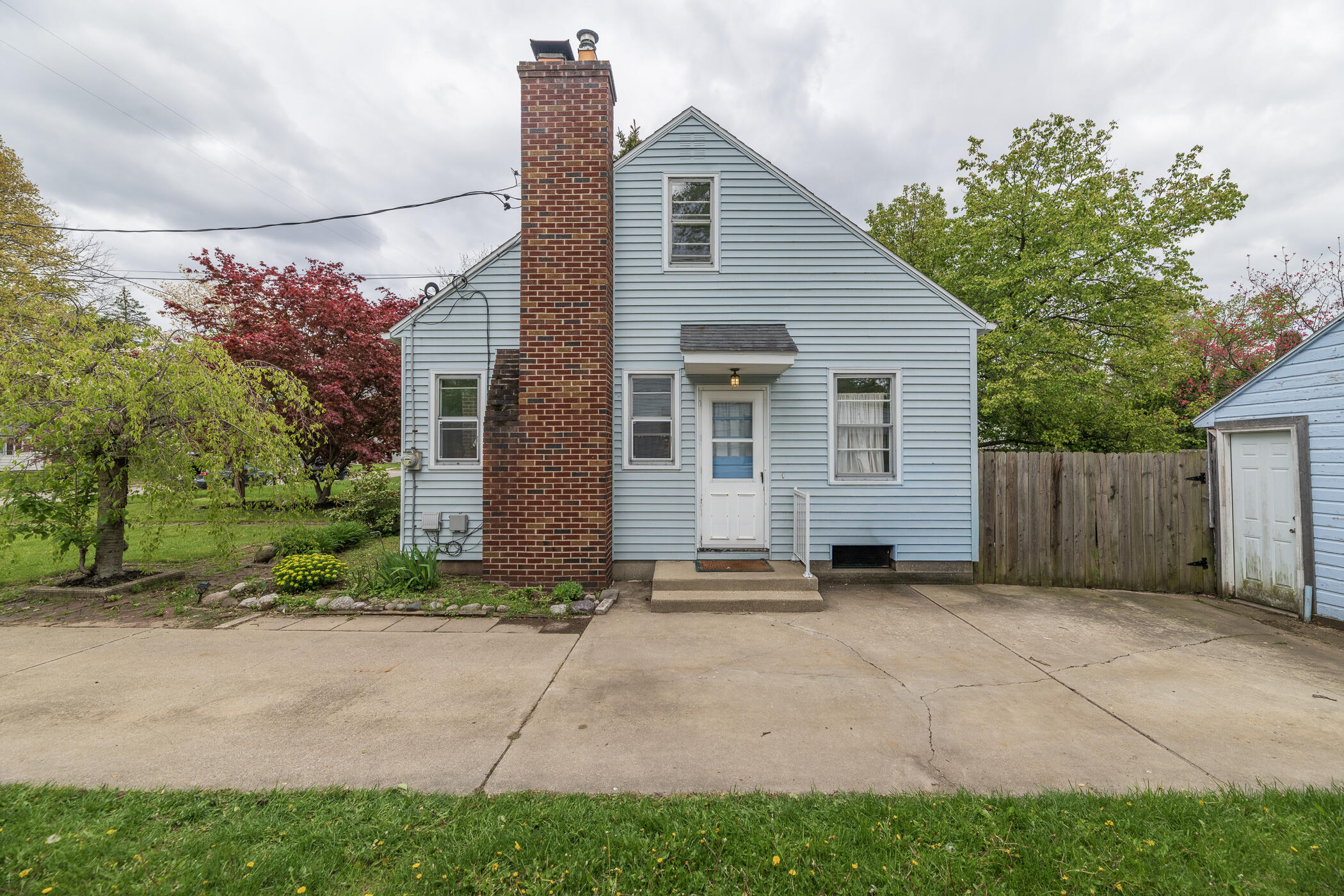 2022 Paddington Road Kalamazoo MI 49001
