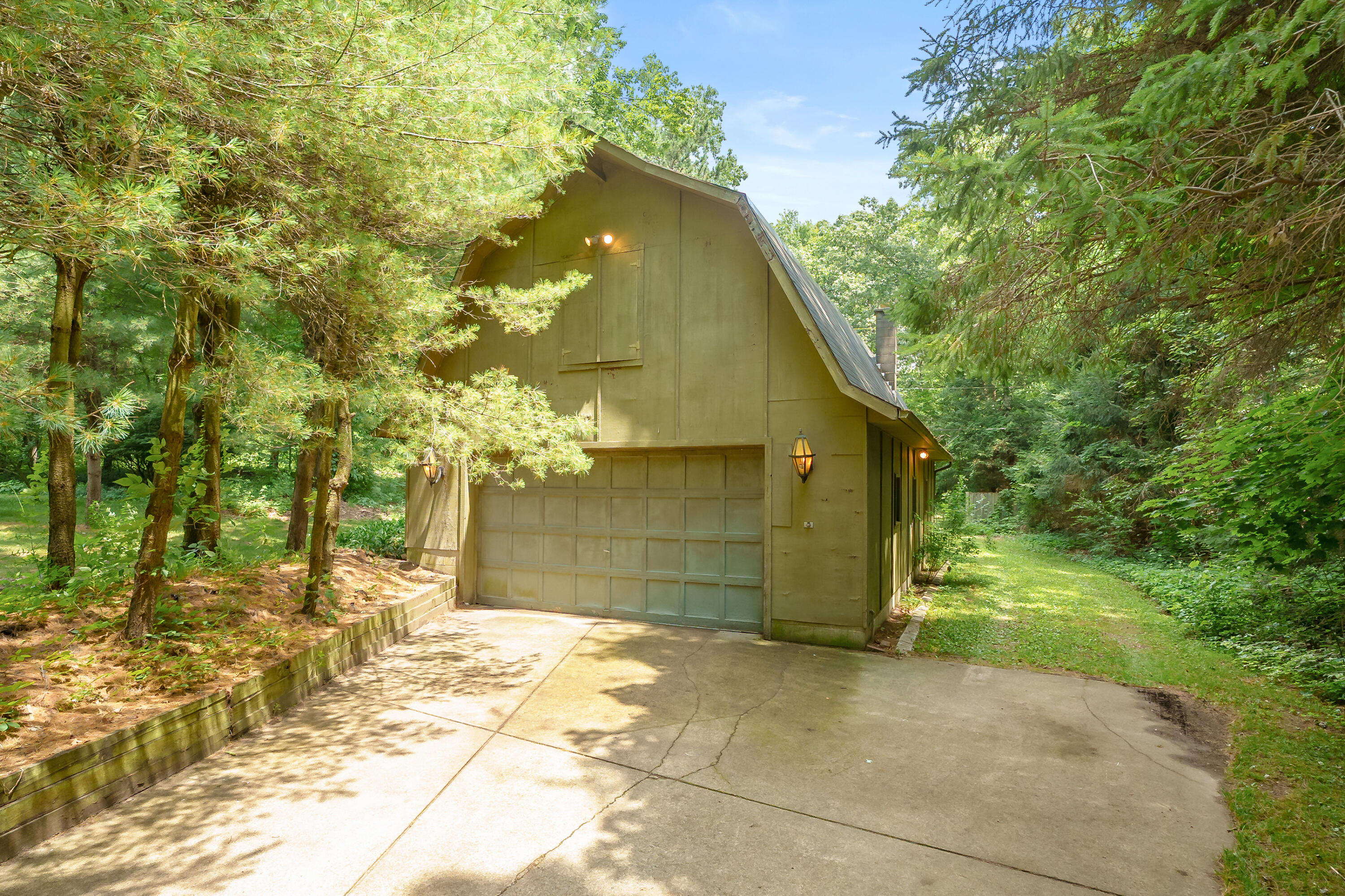 2910 N 5th Street Kalamazoo MI 49009