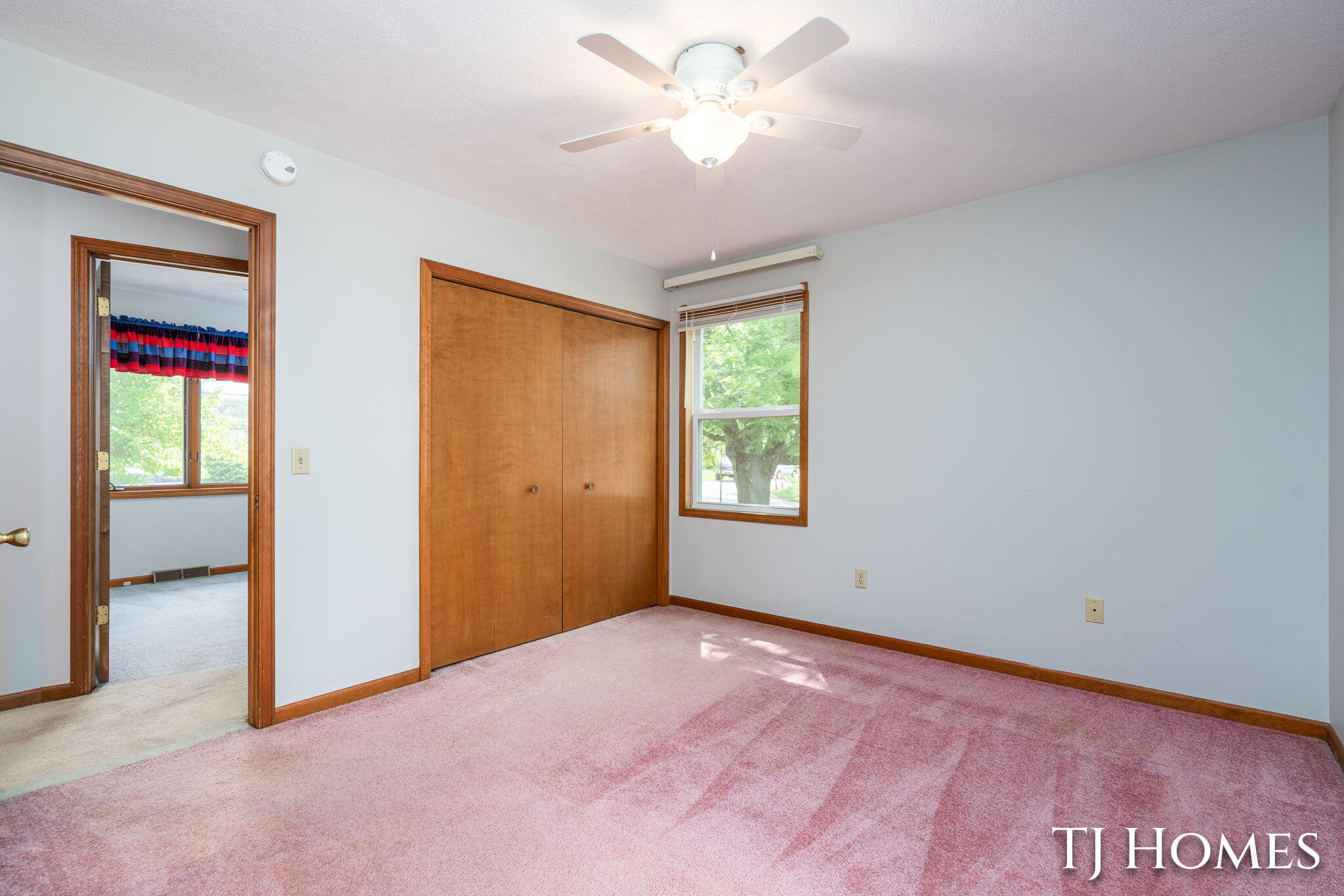 5721 Jefferson Avenue SE Grand Rapids MI 49548