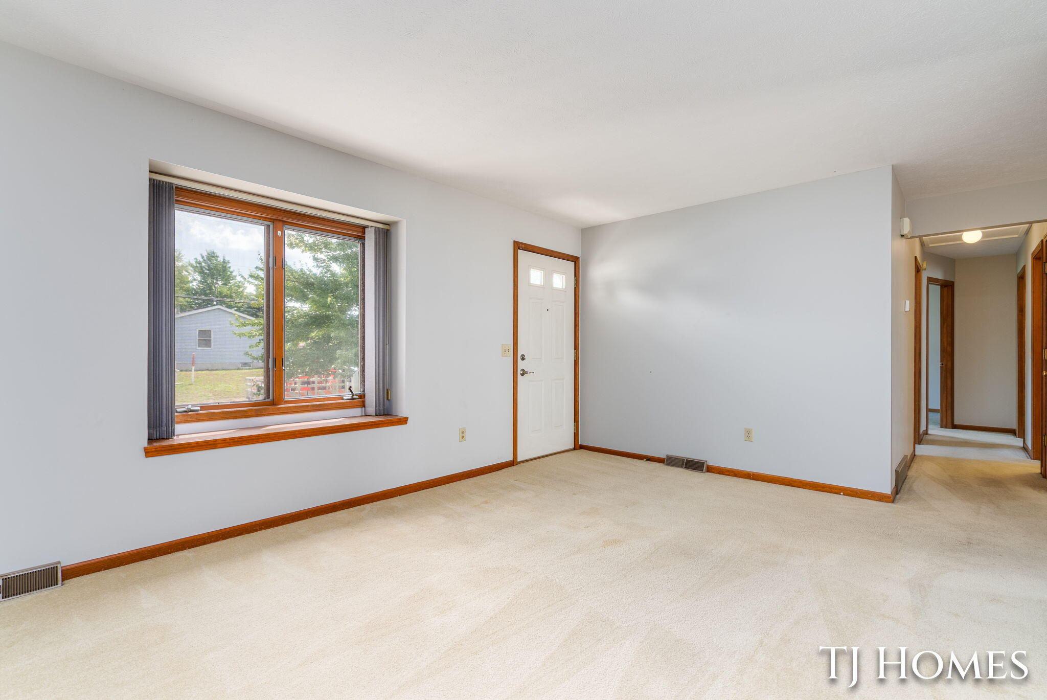5721 Jefferson Avenue SE Grand Rapids MI 49548