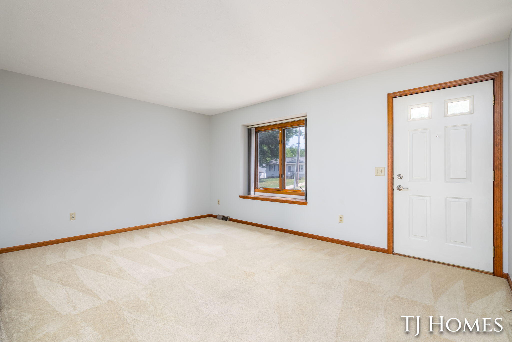 5721 Jefferson Avenue SE Grand Rapids MI 49548