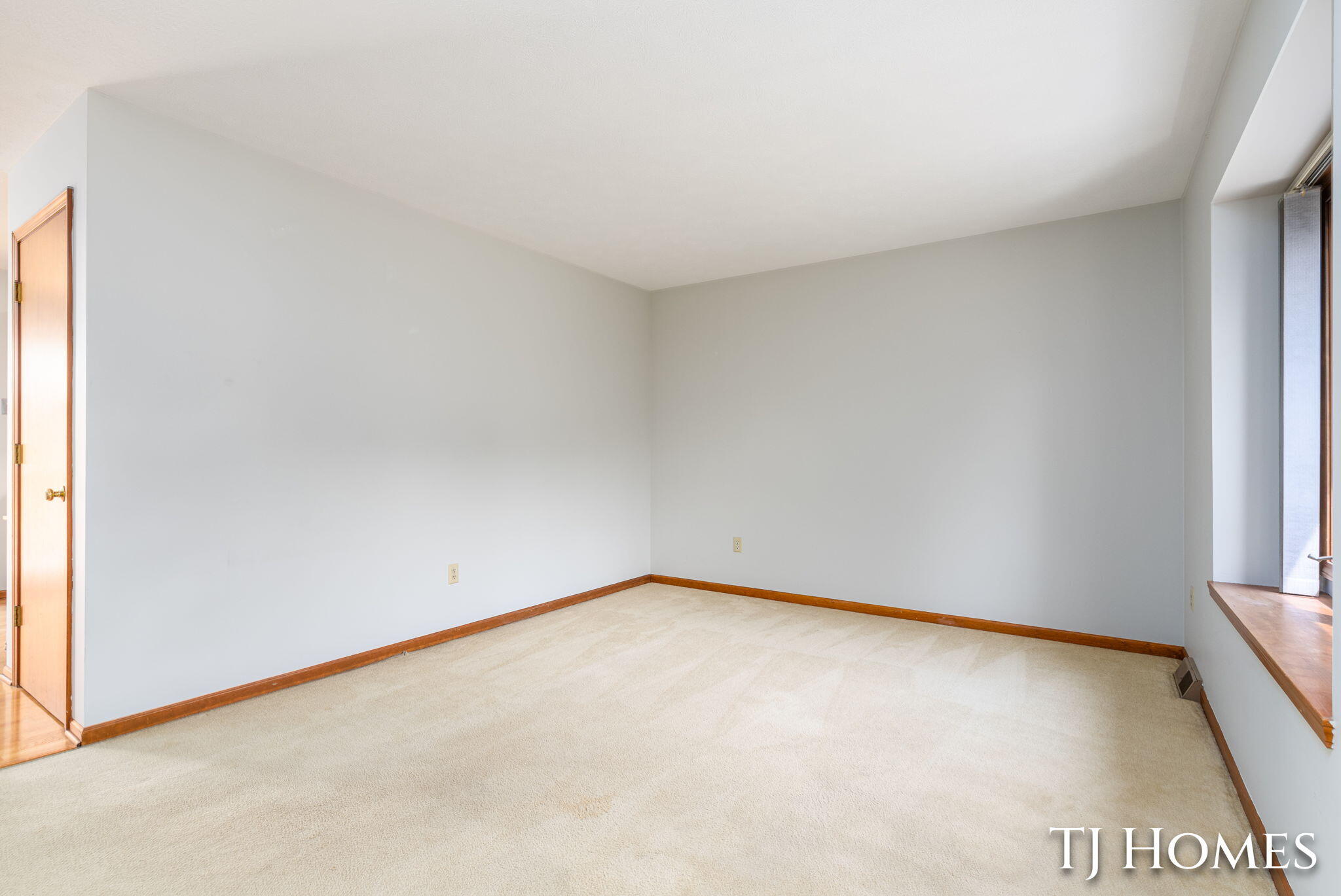5721 Jefferson Avenue SE Grand Rapids MI 49548