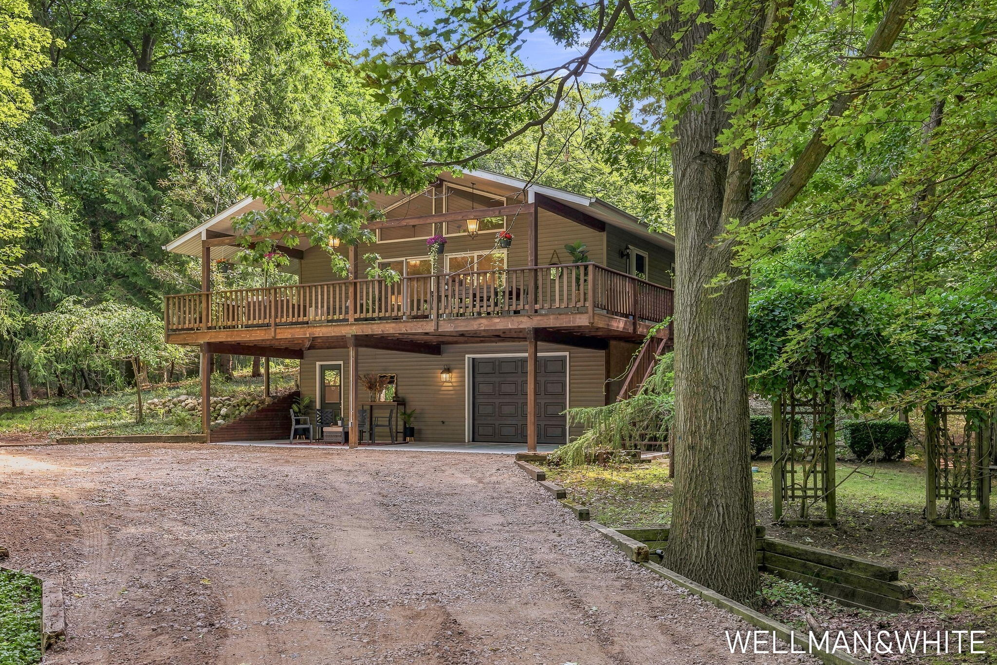 2675 Chestnut Lane Fennville MI 49408