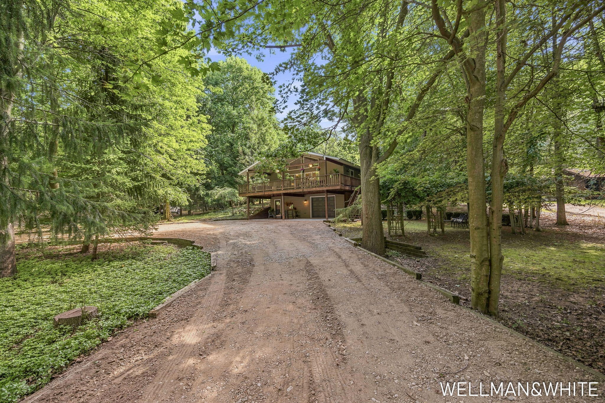 2675 Chestnut Lane Fennville MI 49408