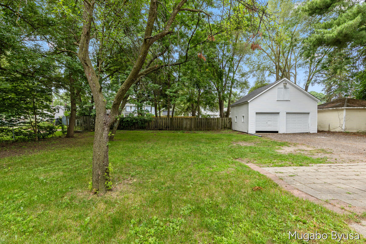 960 Temple Street SE Grand Rapids MI 49507