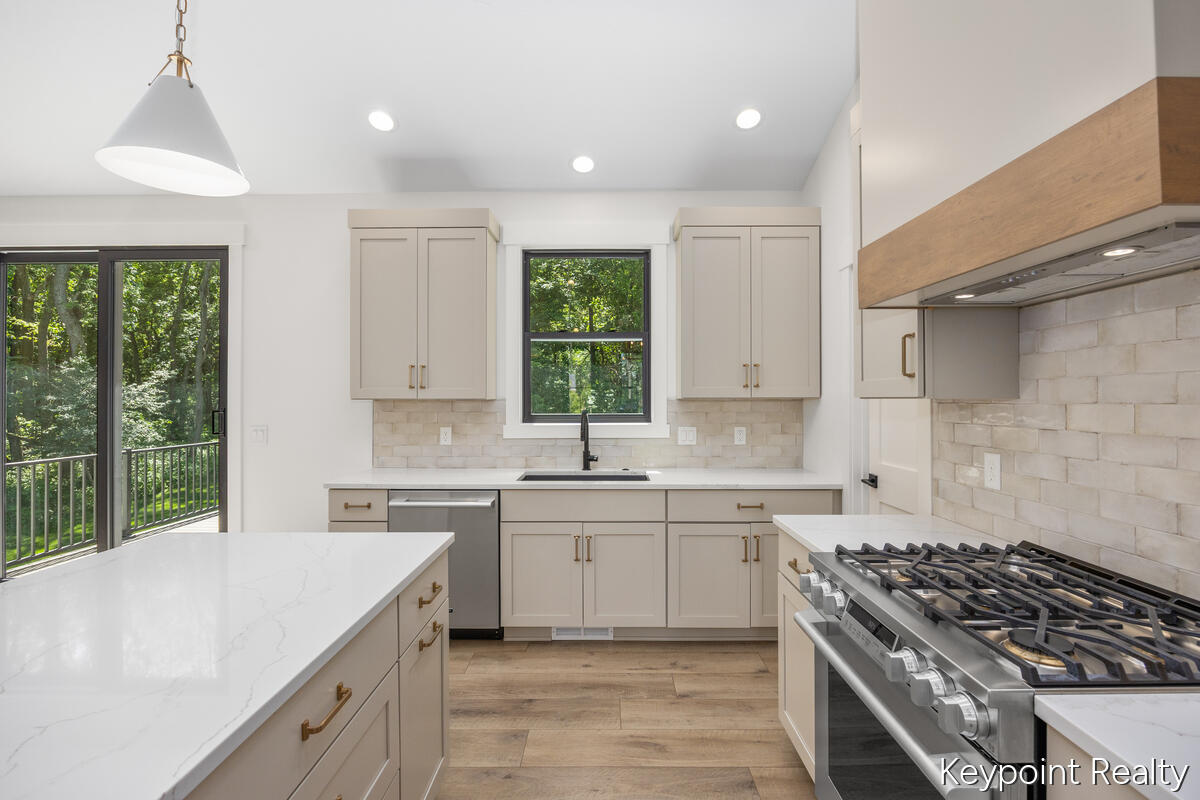 4548 Winding Creek Lane Zeeland MI 49464
