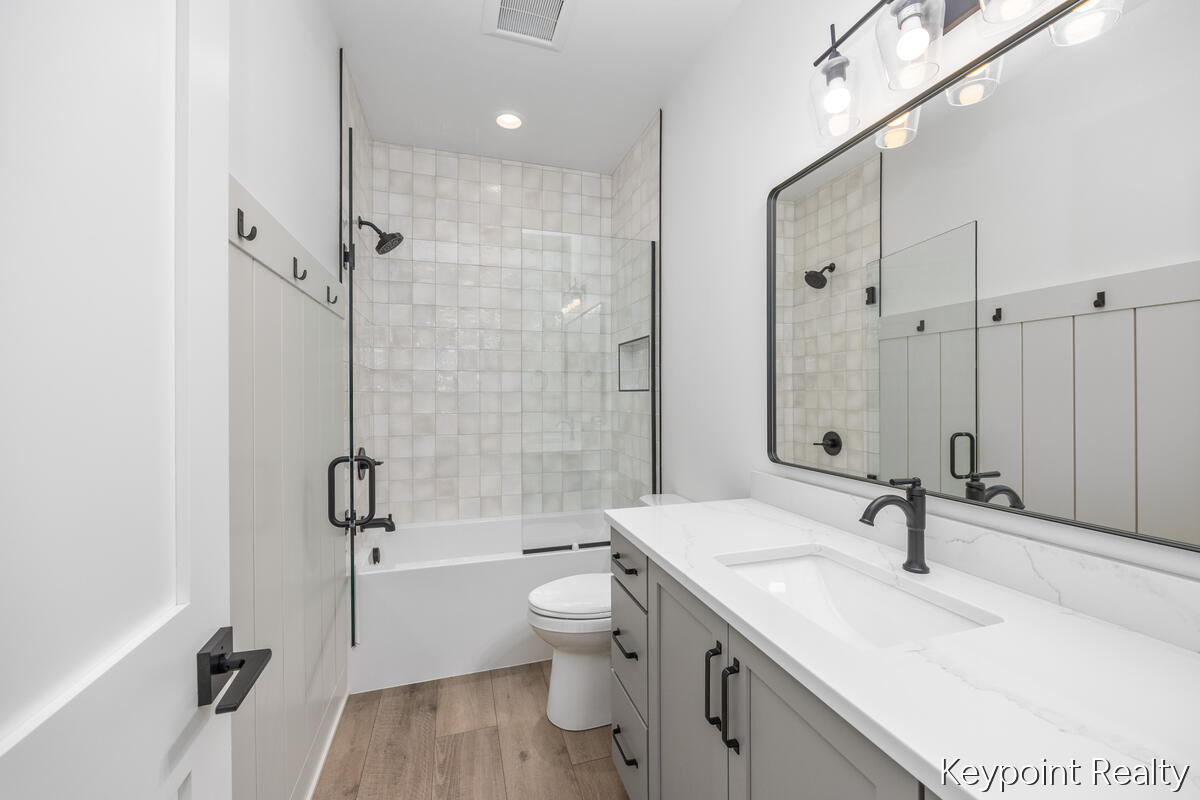 4548 Winding Creek Lane Zeeland MI 49464