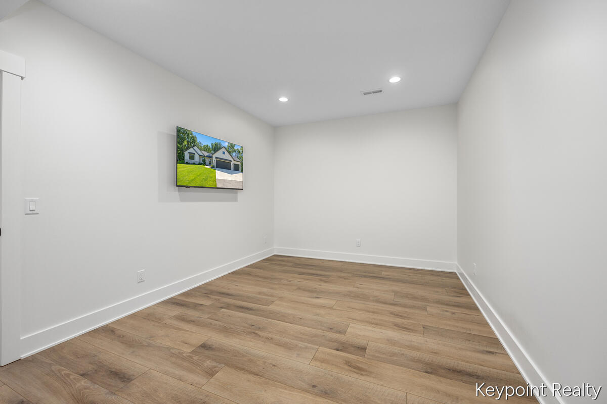 4548 Winding Creek Lane Zeeland MI 49464