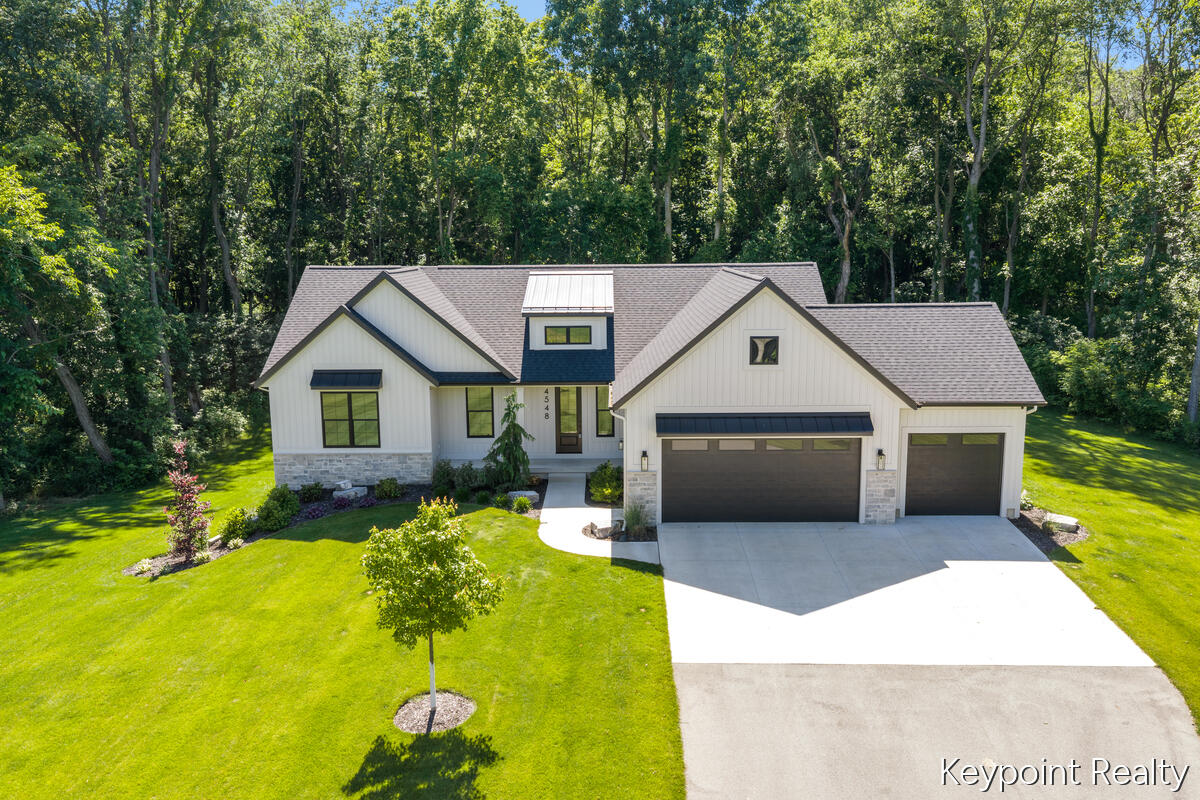 4548 Winding Creek Lane Zeeland MI 49464