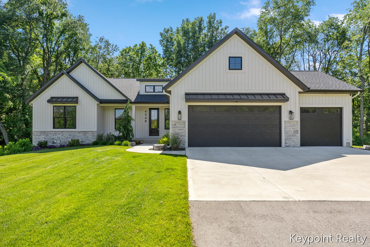 4548 Winding Creek Lane Zeeland MI 49464