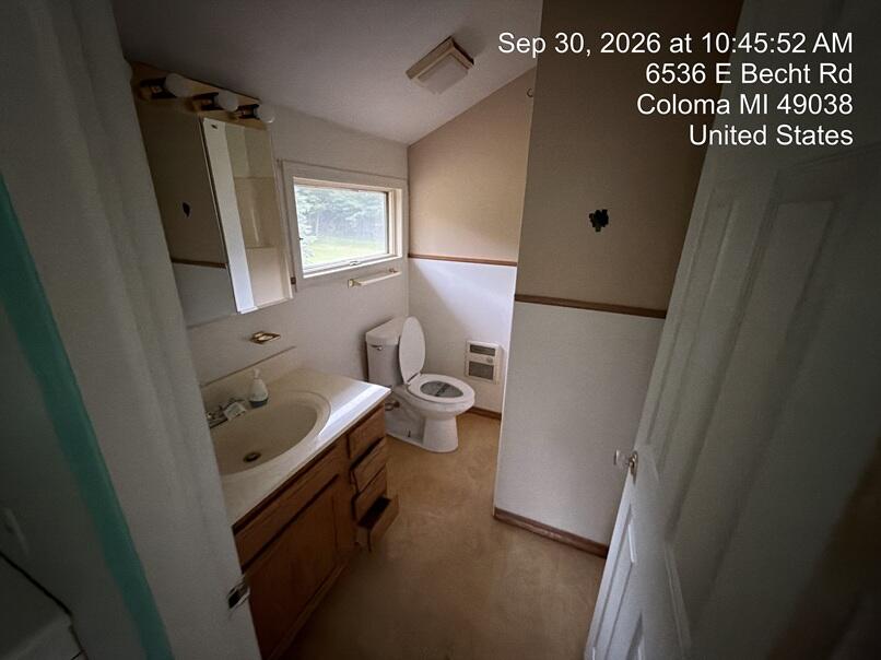 6536 E Becht Road Coloma MI 49038