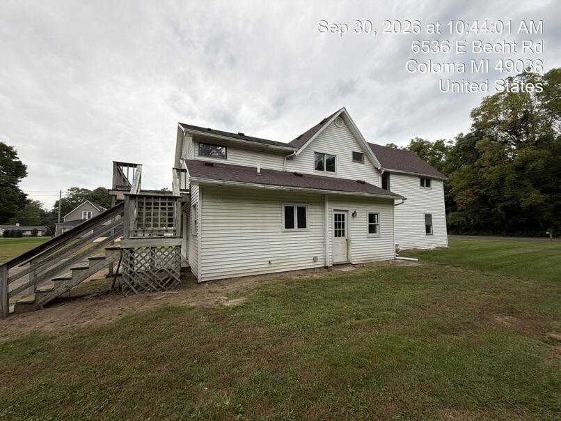 6536 E Becht Road Coloma MI 49038